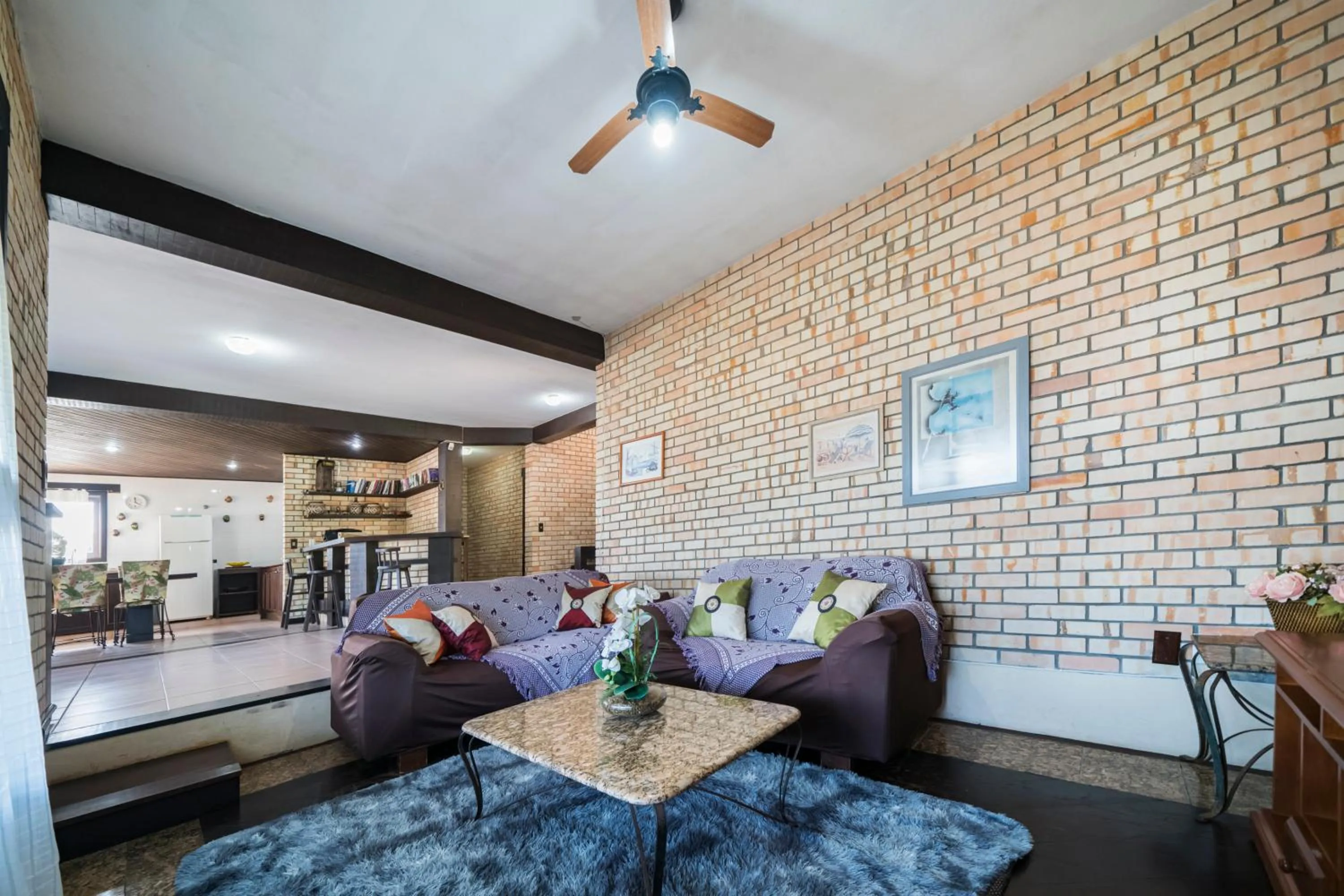 Living room in Pousada Albacora