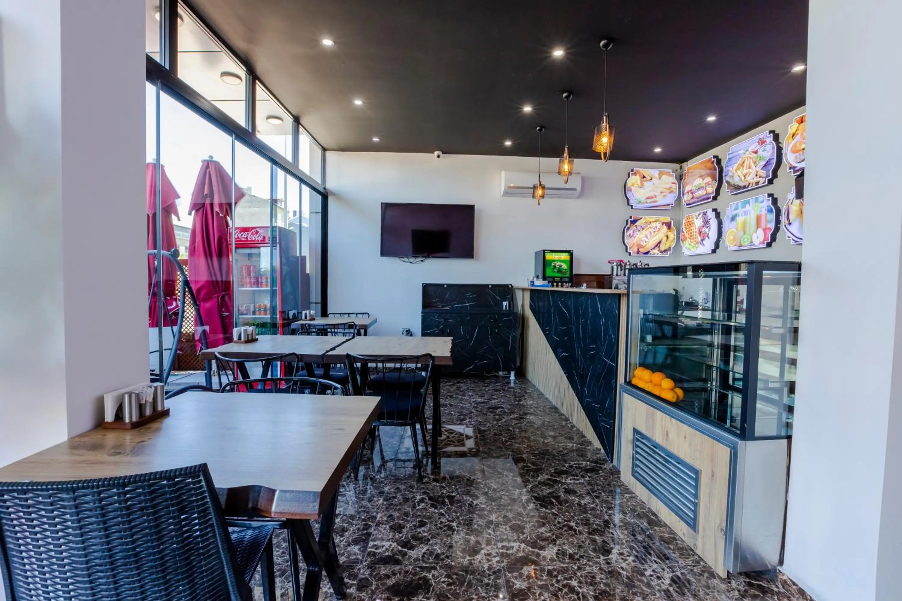 Restaurant/places to eat in Acar Airport Hotel