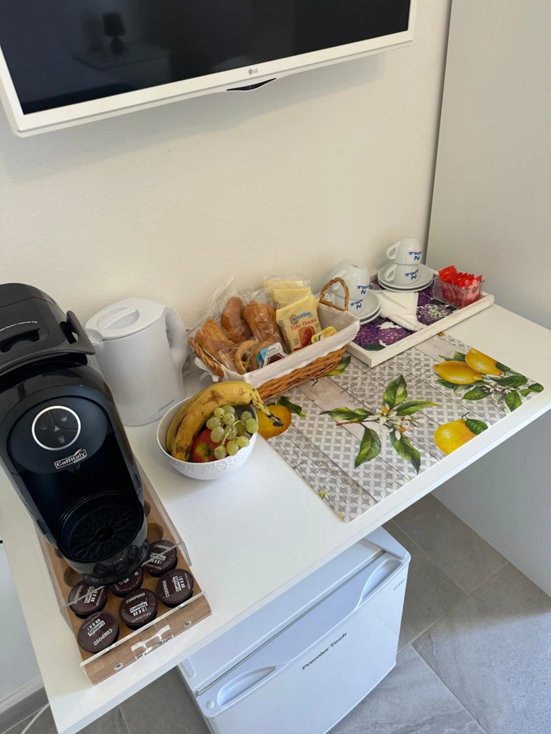 Food in Garden House