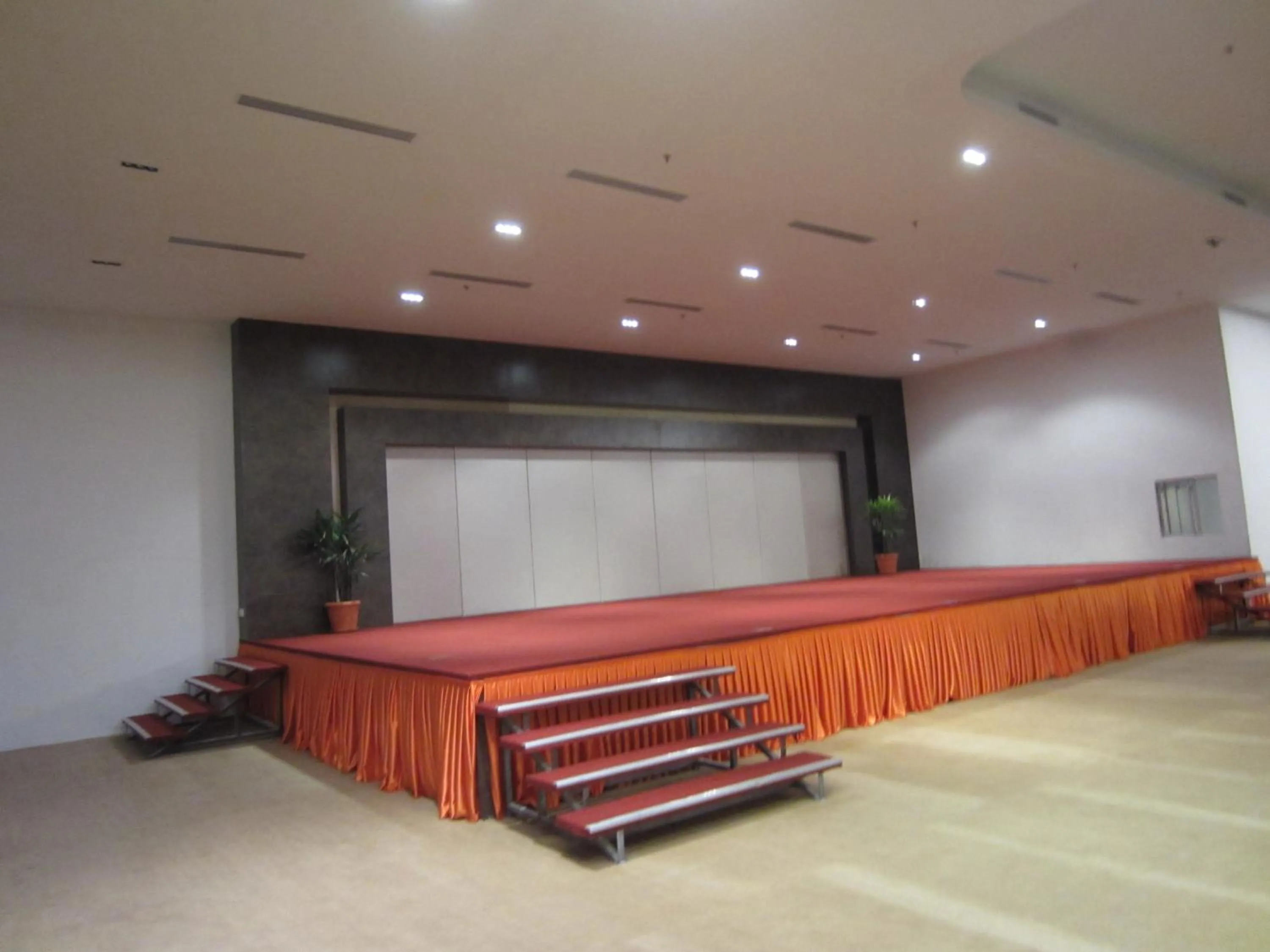 Banquet/Function facilities in D Hotel