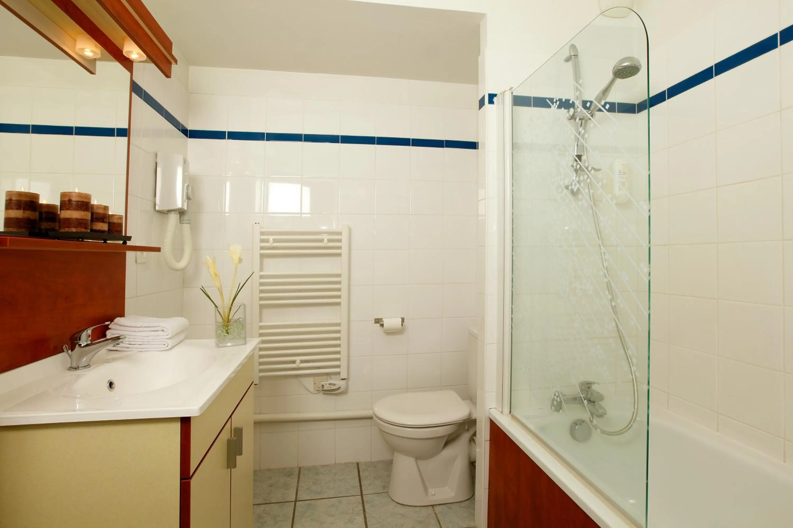 Bathroom in Appart'City Classic Clermont Ferrand Centre