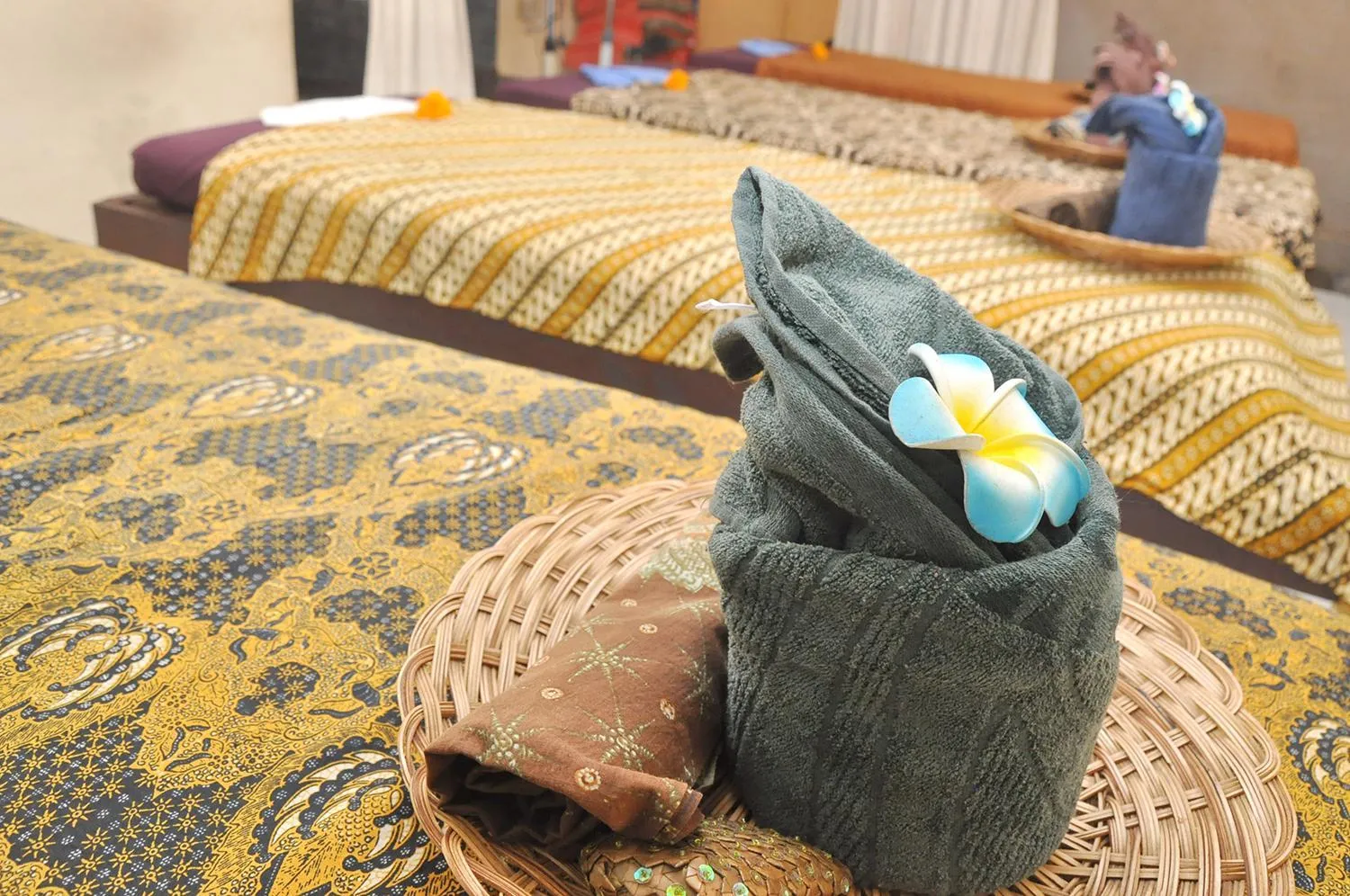 Massage, Bed in Astiti Guest House Salon and Spa