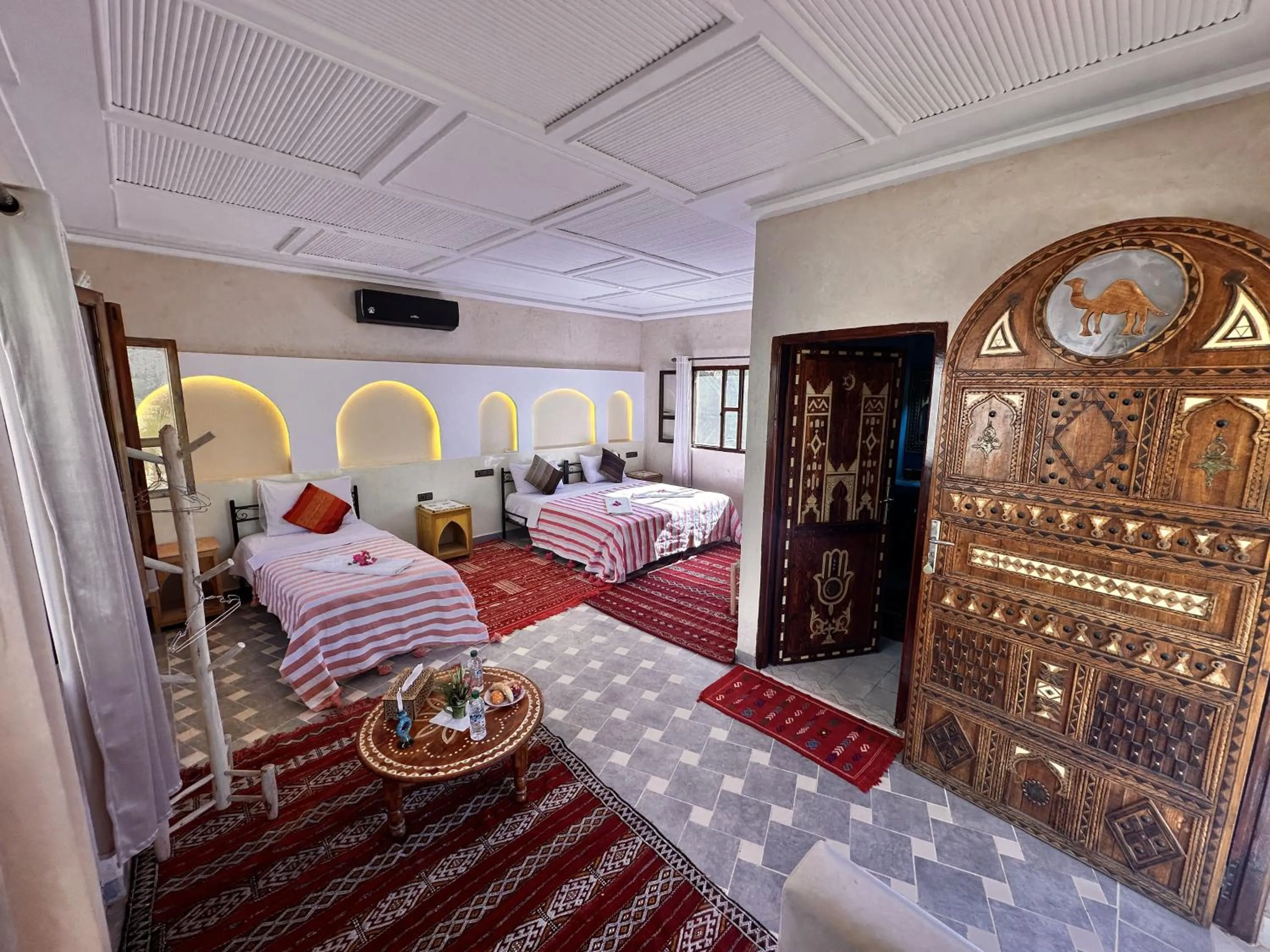 Bed in Oasis Tilogui-Luxury Hotel Restaurant and Desert Excursions In Zagora
