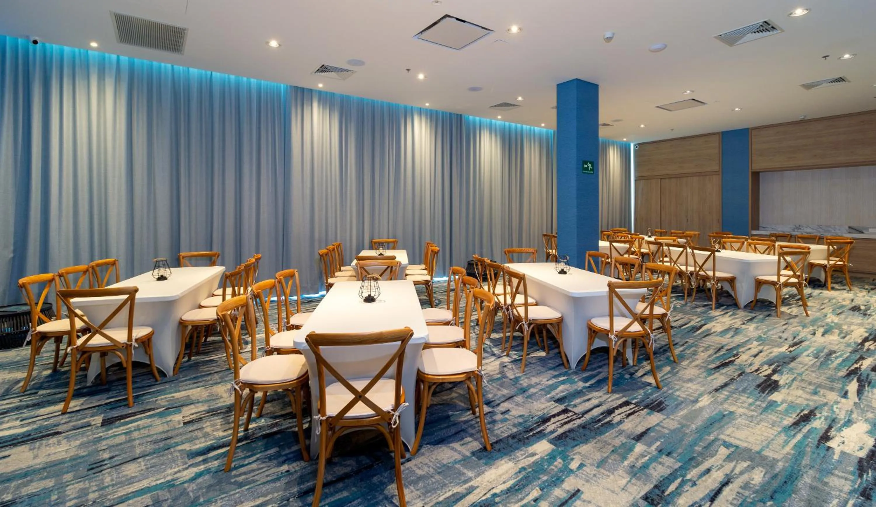 Meeting/conference room in Aquamare Hotel