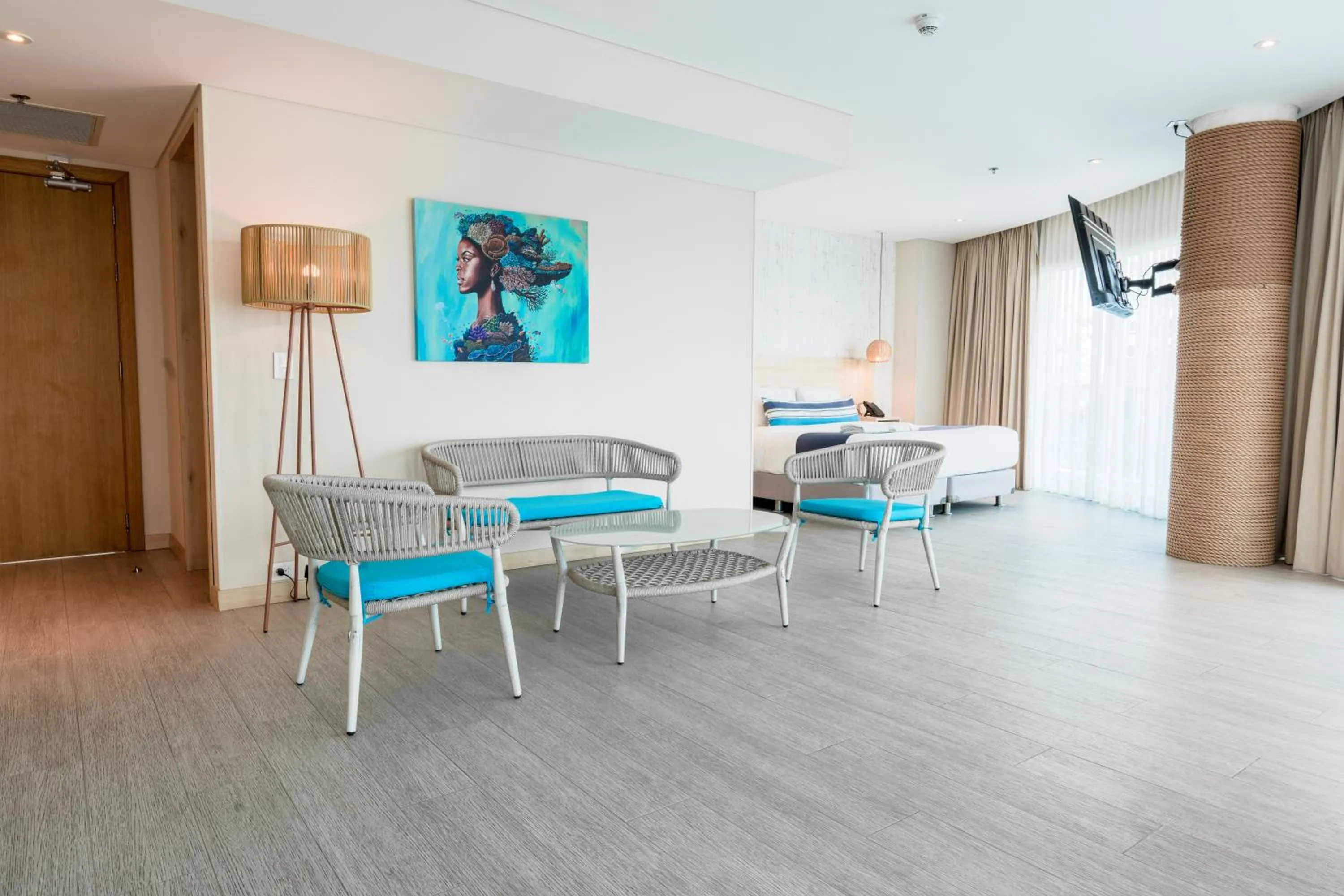 TV and multimedia in Aquamare Hotel