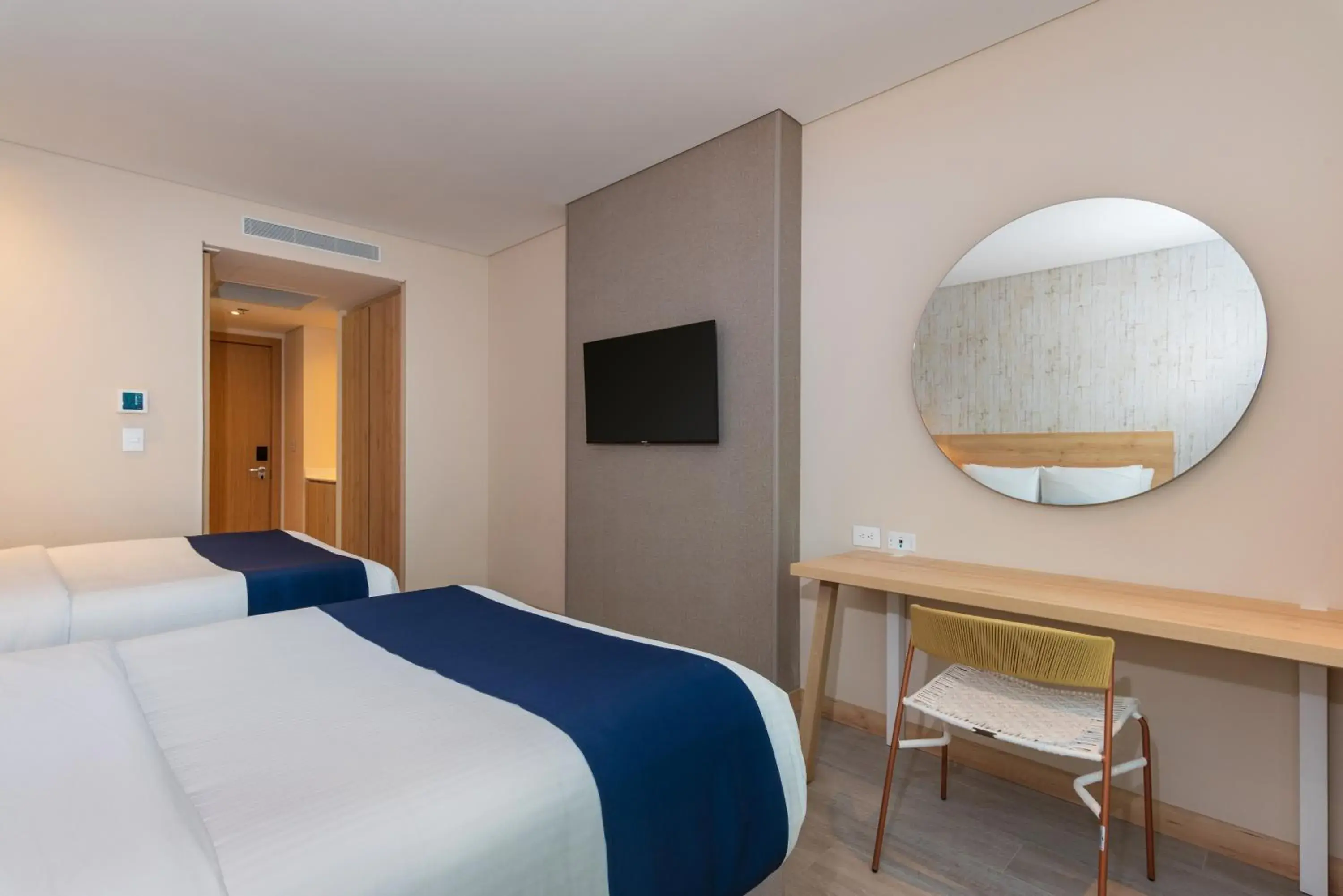 Superior Twin Room in Aquamare Hotel Superior Twin Room in Aquamare Hotel