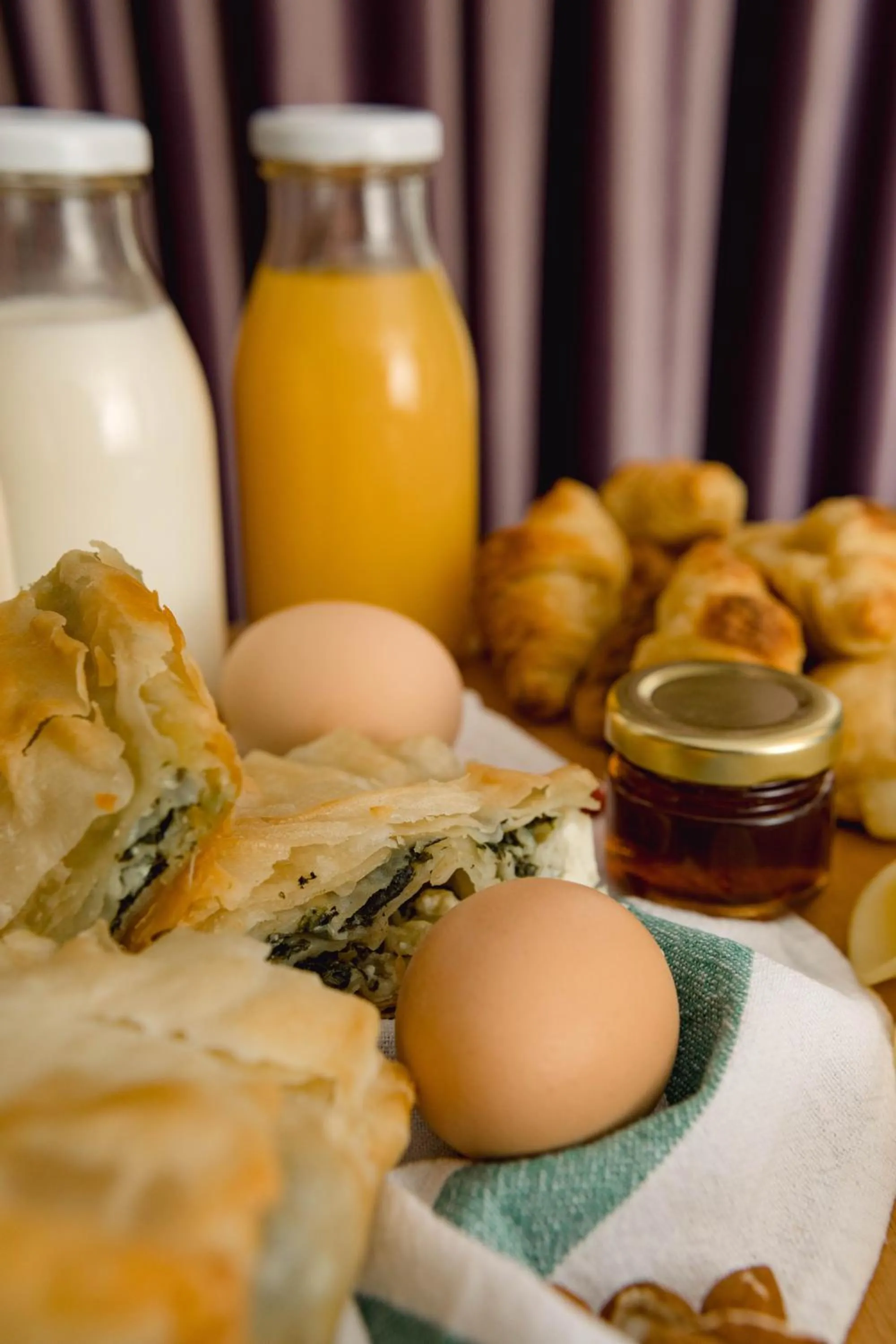 Breakfast in NAIADES the residence ioannina castle