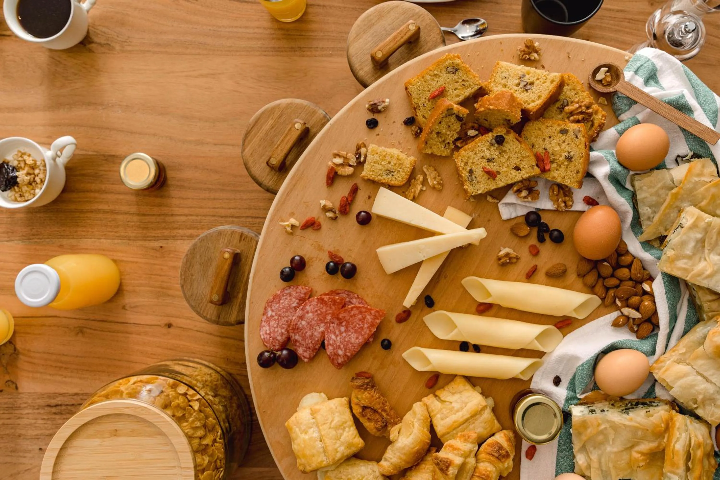 Buffet breakfast in NAIADES the residence ioannina castle