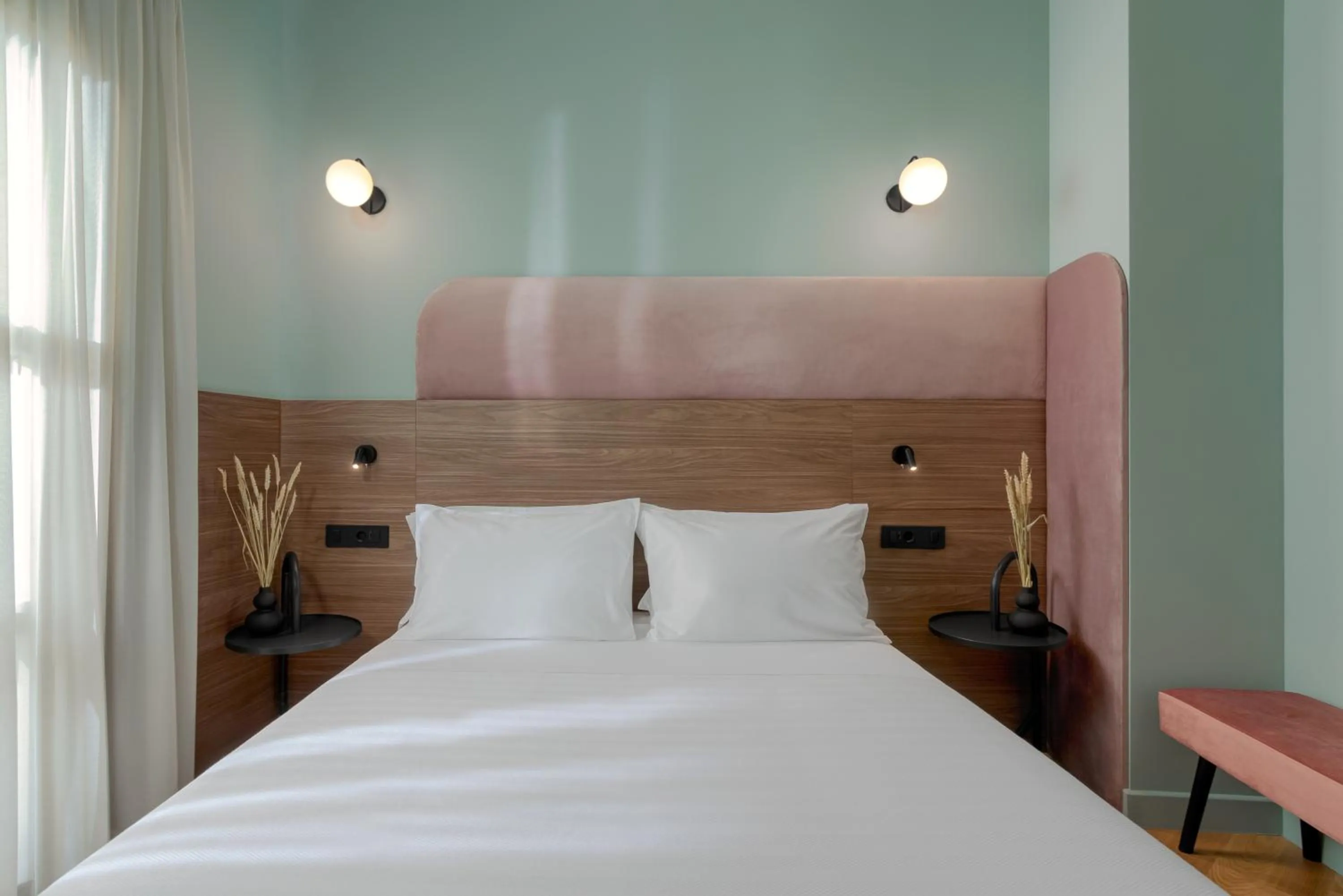 Bed in NAIADES the residence ioannina castle