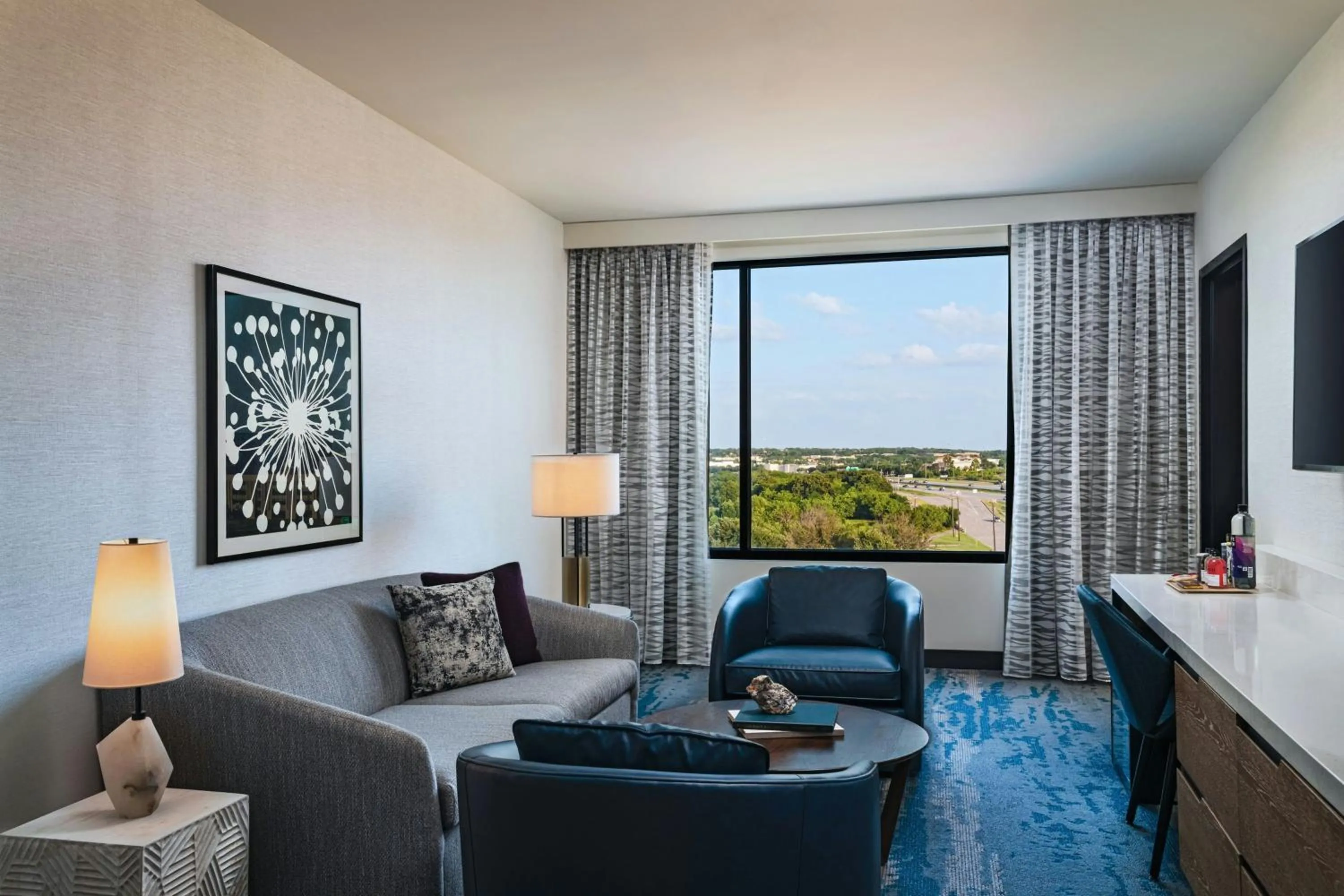 Photo of the whole room in The Westin Dallas Southlake