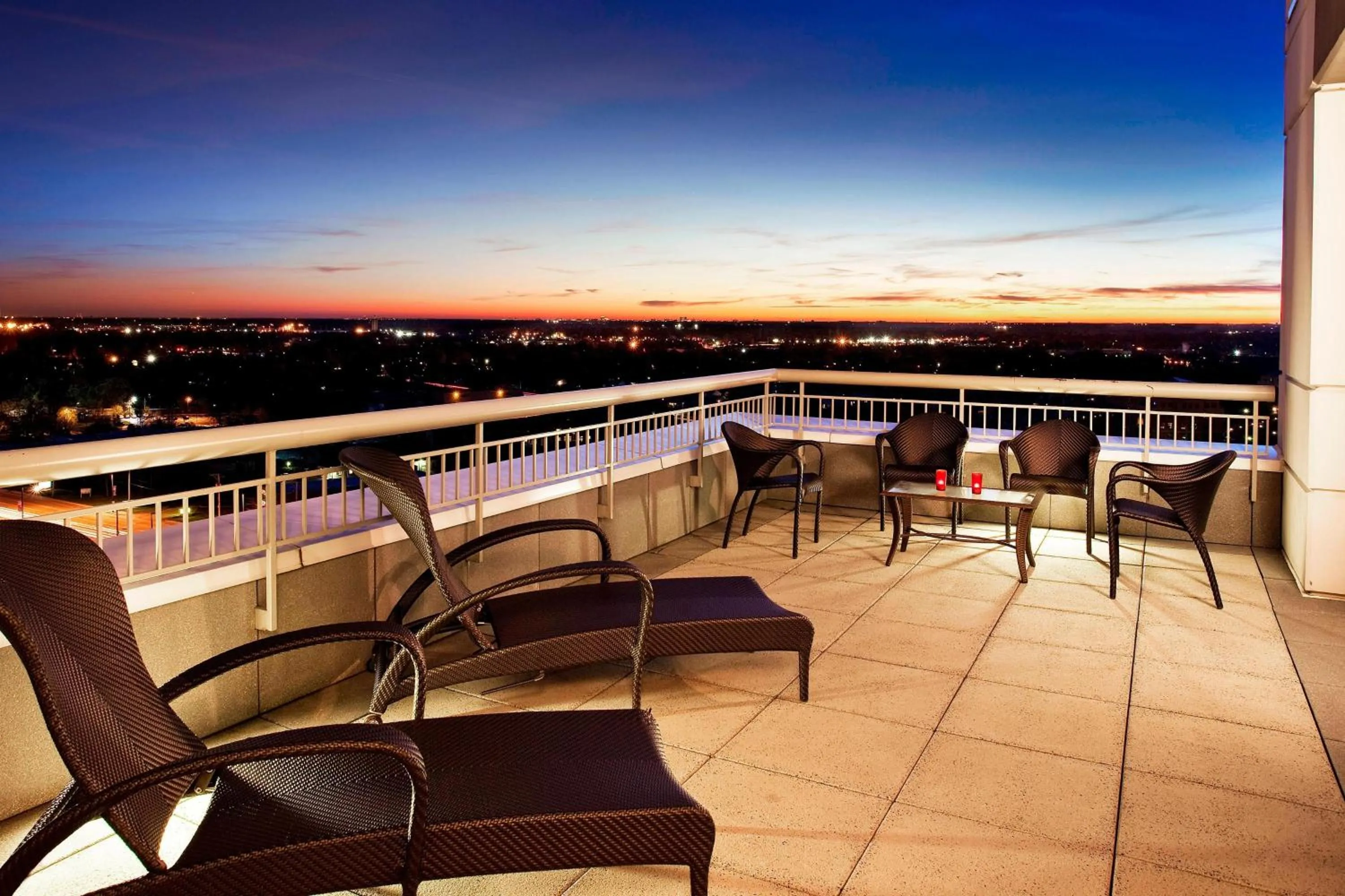Photo of the whole room in The Westin Chicago North Shore