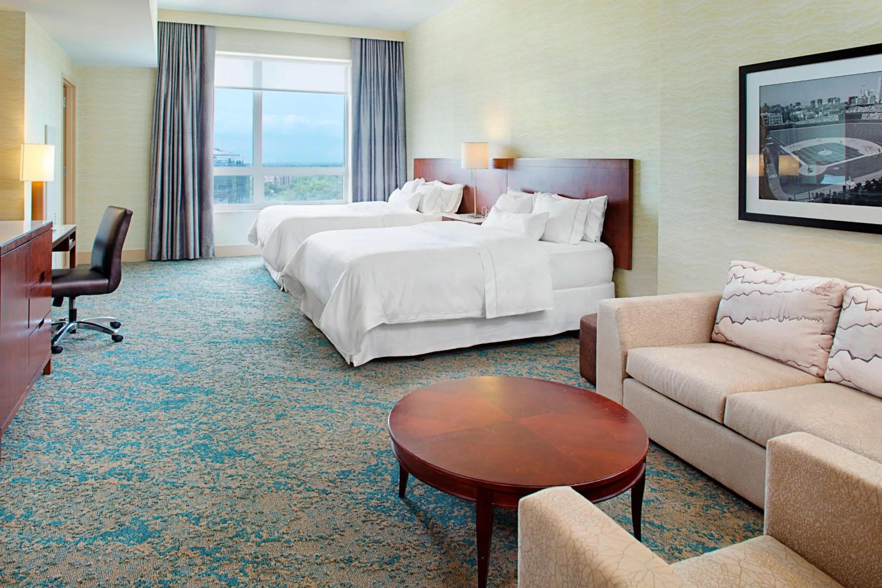 Photo of the whole room, Bed in The Westin Chicago North Shore