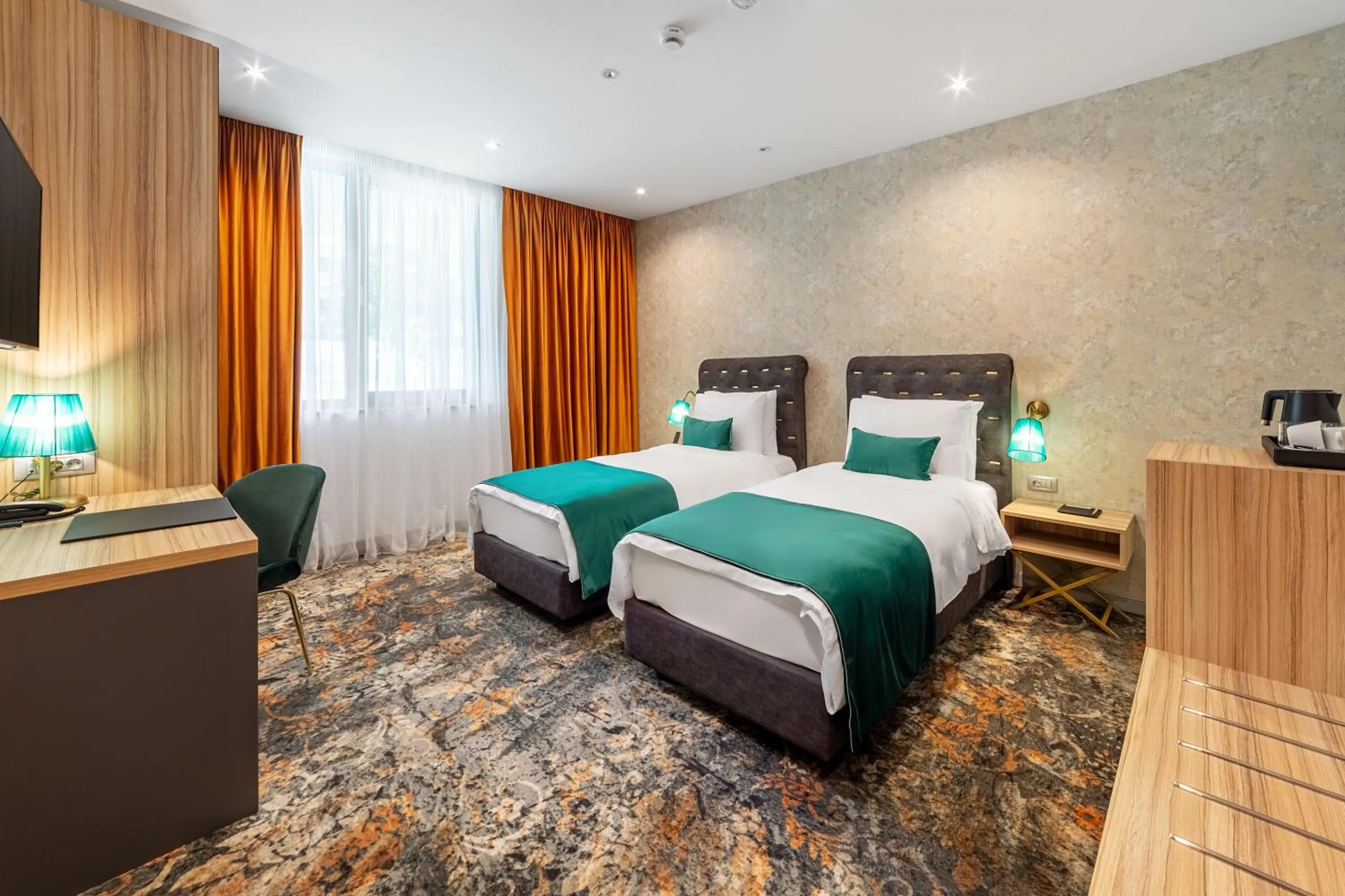 Photo of the whole room, Bed in Tomis Garden Bucuresti