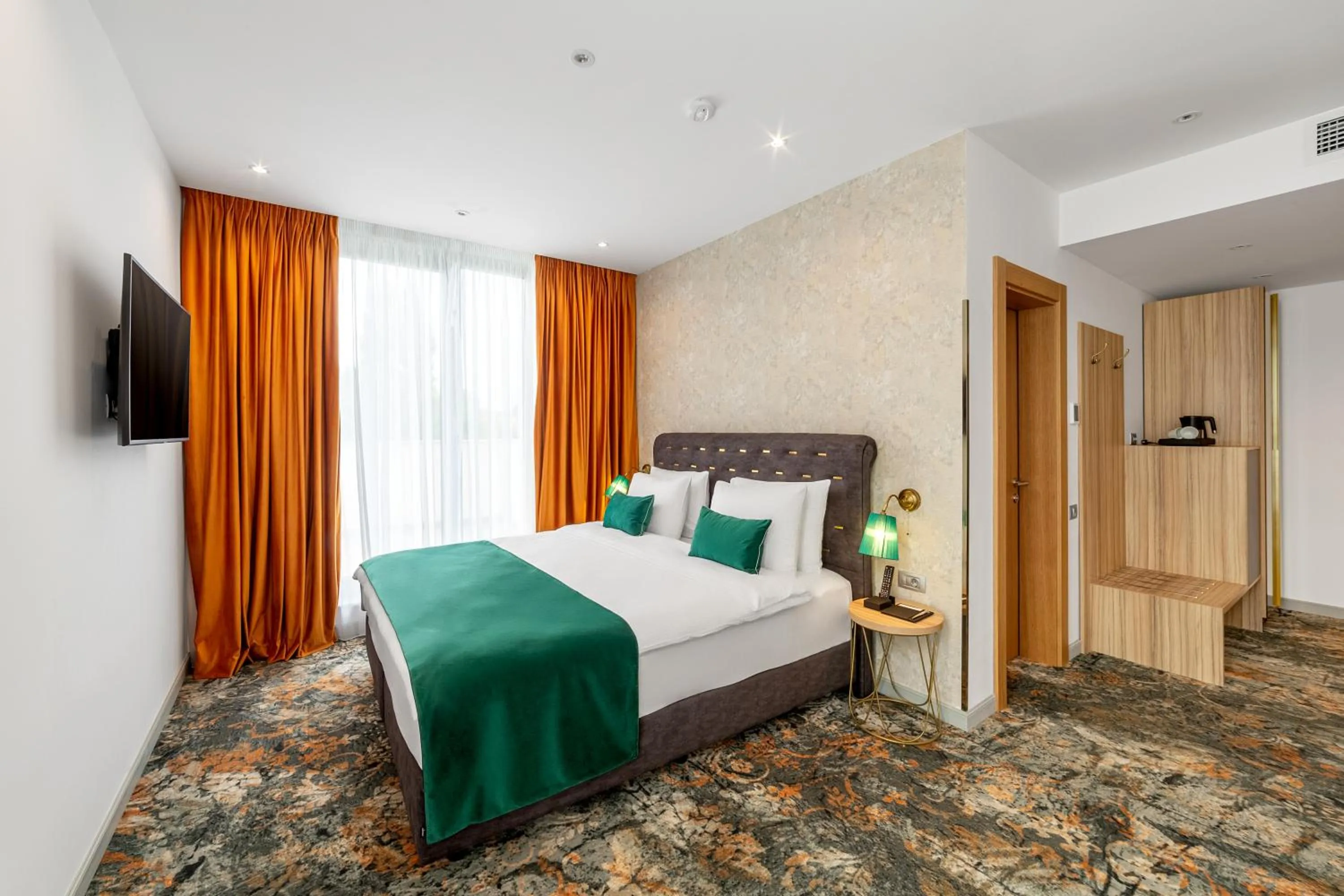 Bedroom, Bed in Tomis Garden Bucuresti