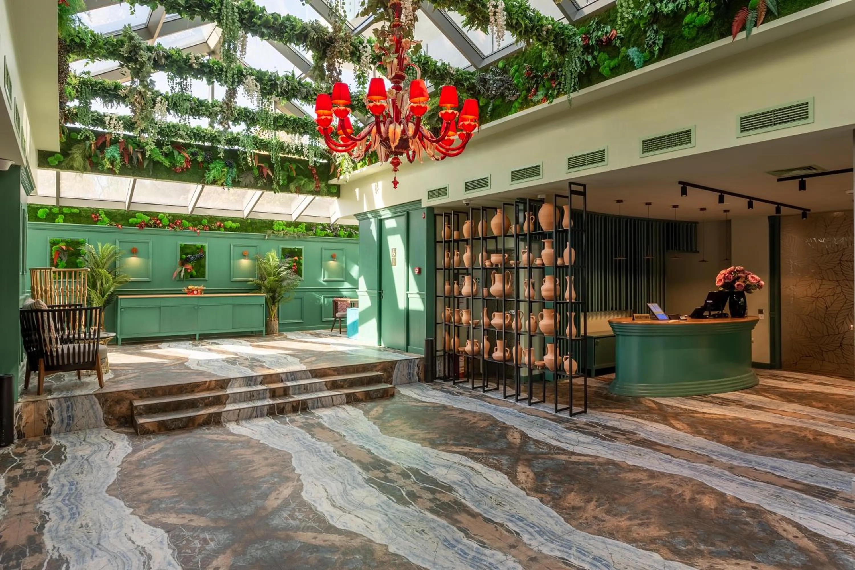 Lobby or reception in Tomis Garden Bucuresti