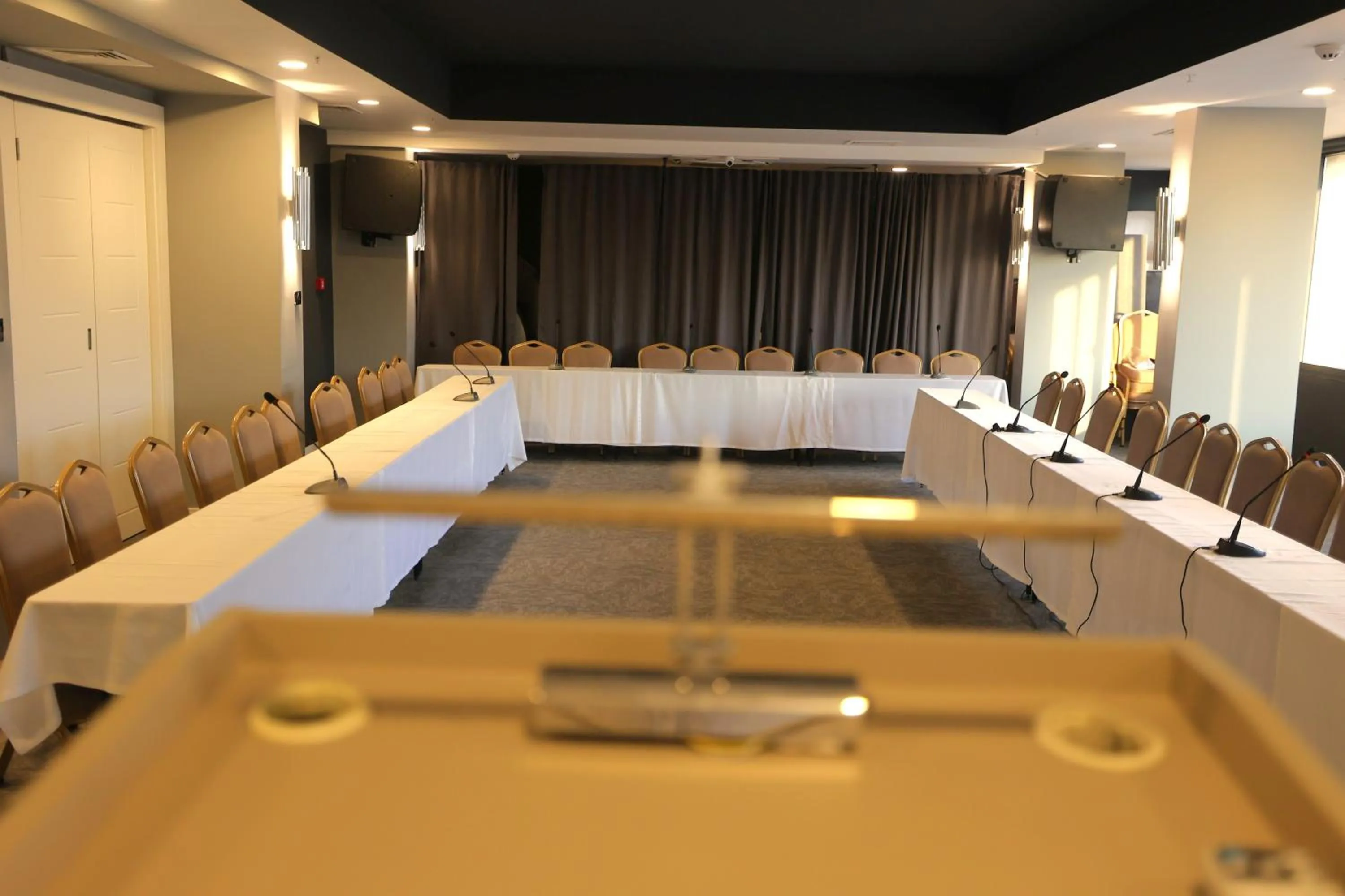 Meeting/conference room in Best Western Izmir Hotel