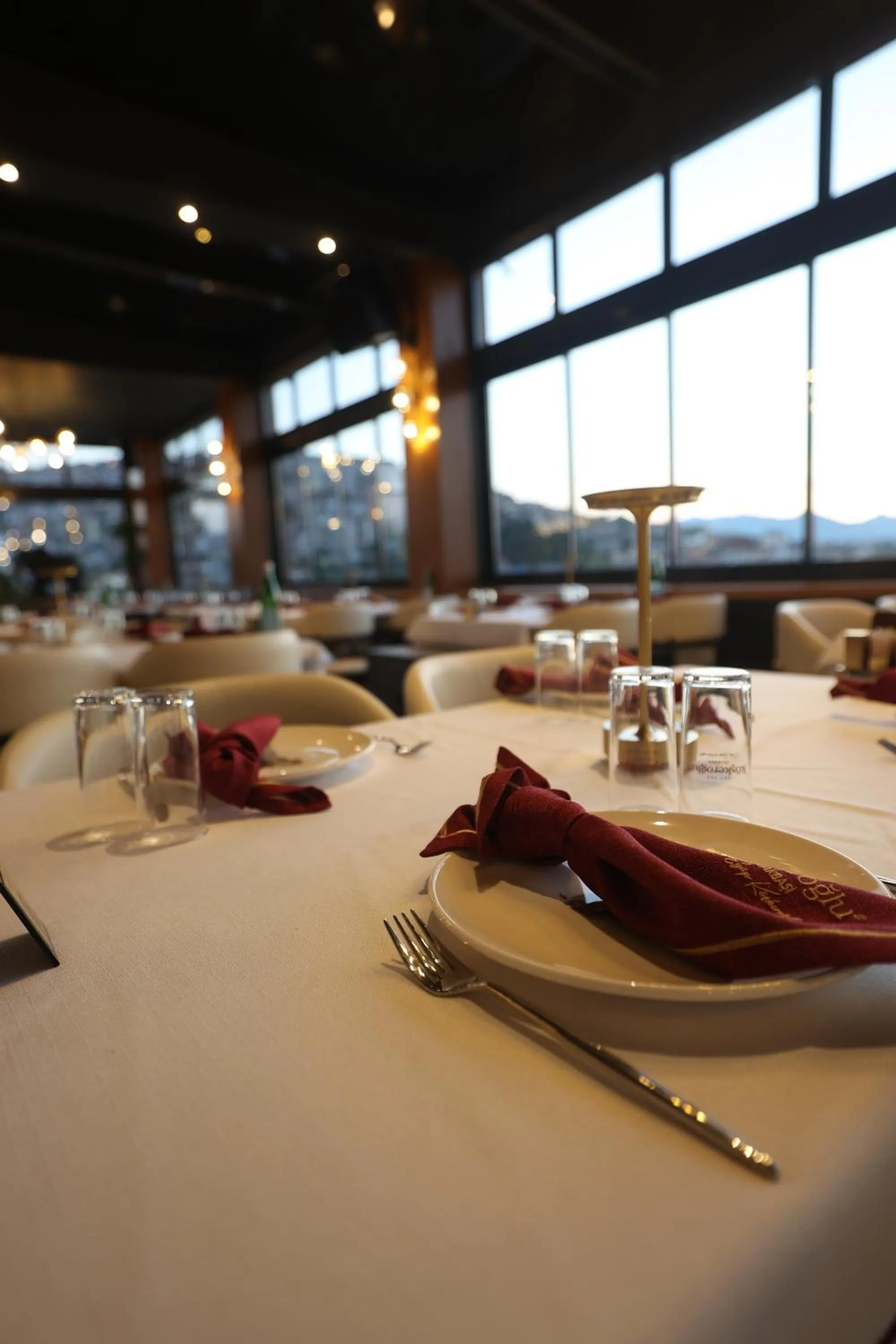 Restaurant/places to eat in Best Western Izmir Hotel