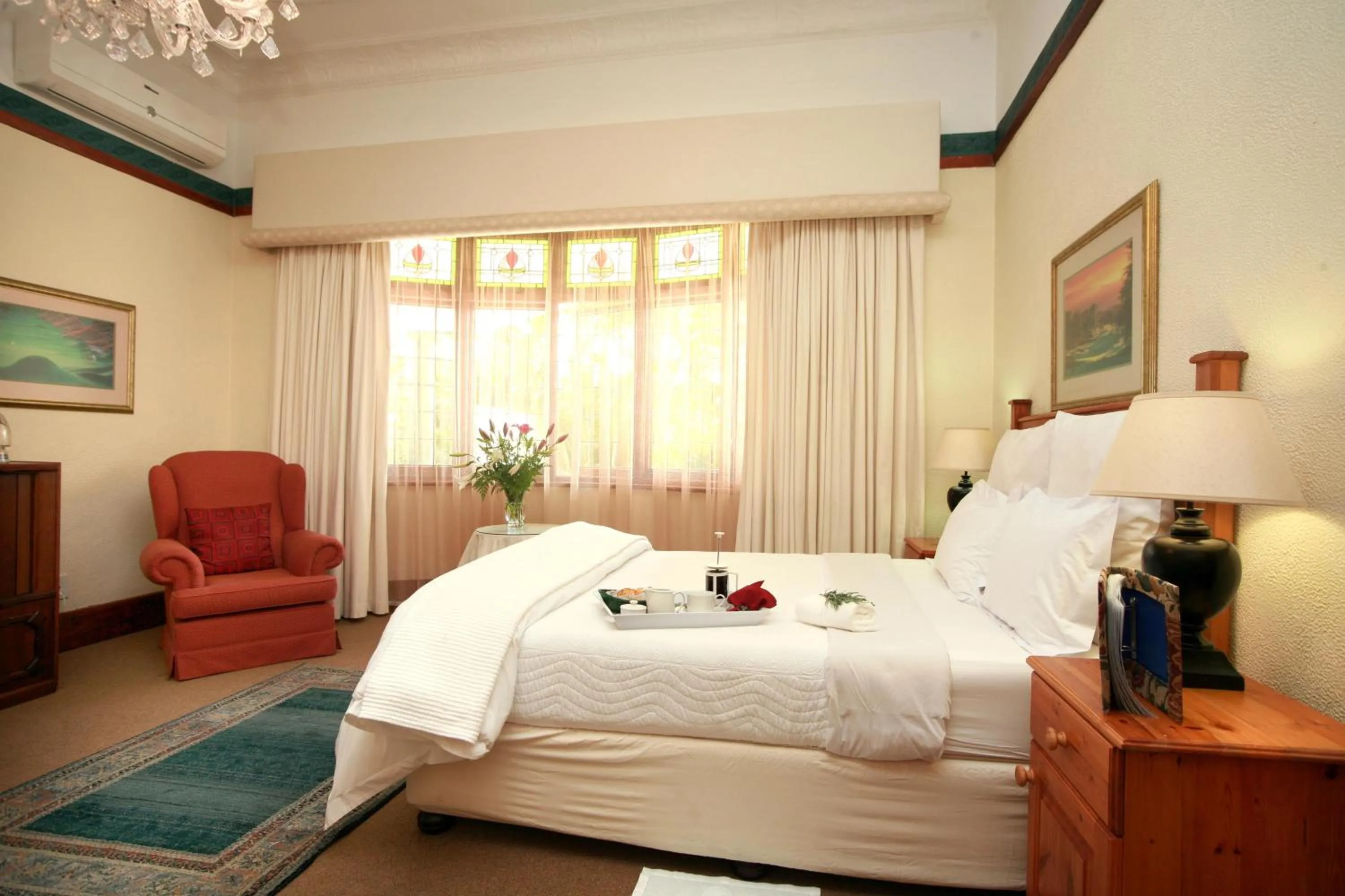 Bed in Devereux Lodge