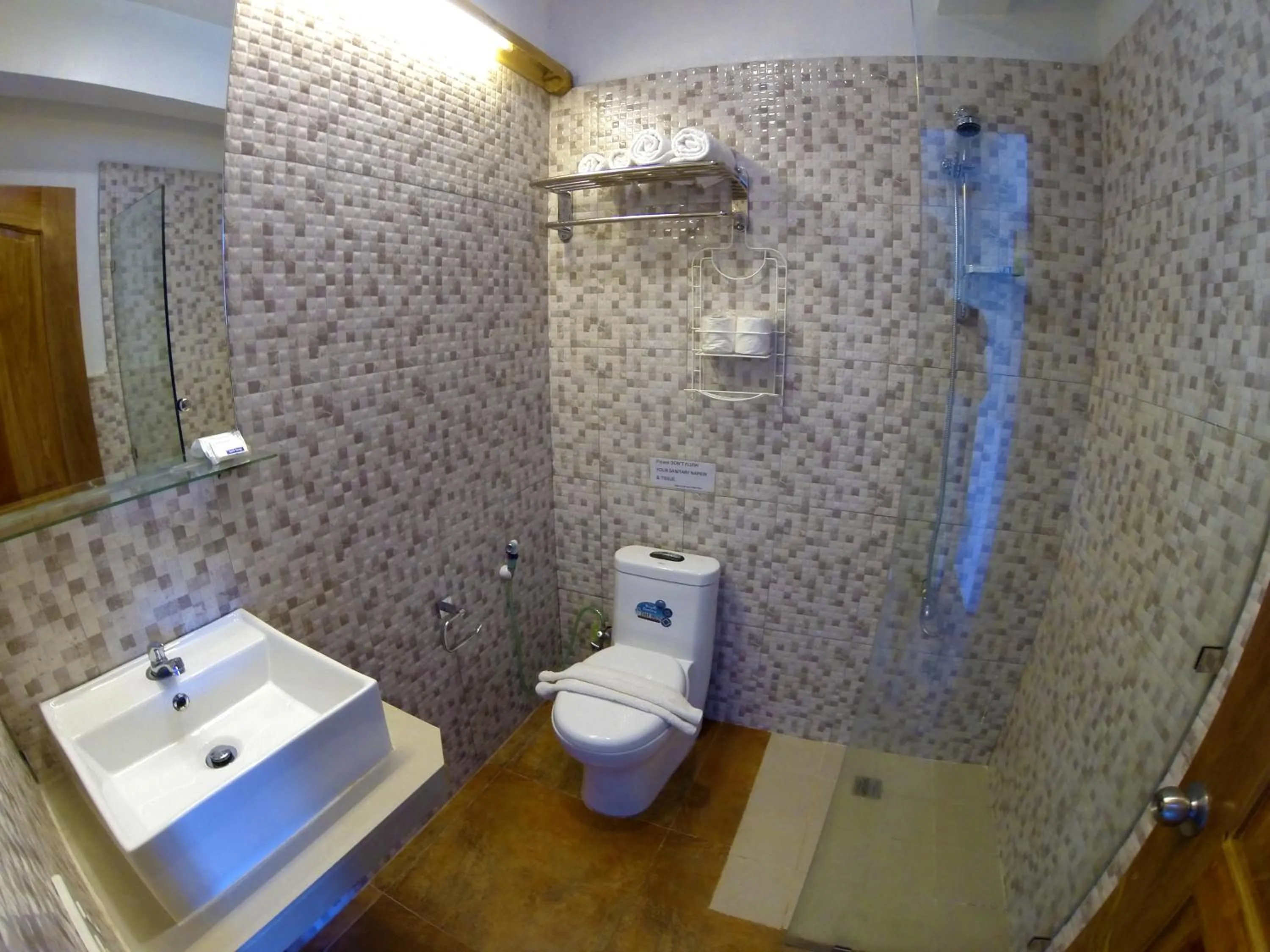 Lanterna Hotel Boracay