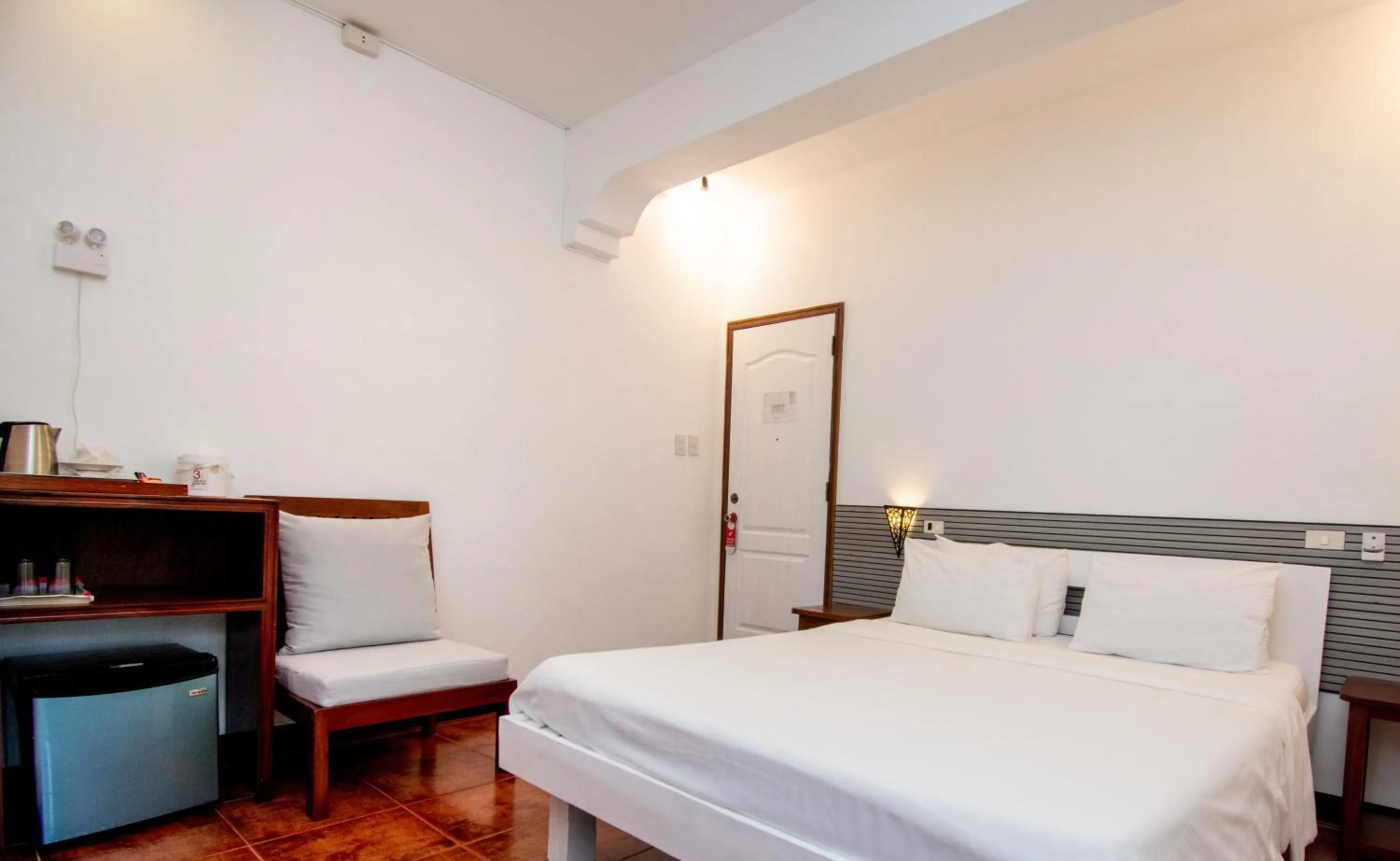 Bed in Lanterna Hotel Boracay