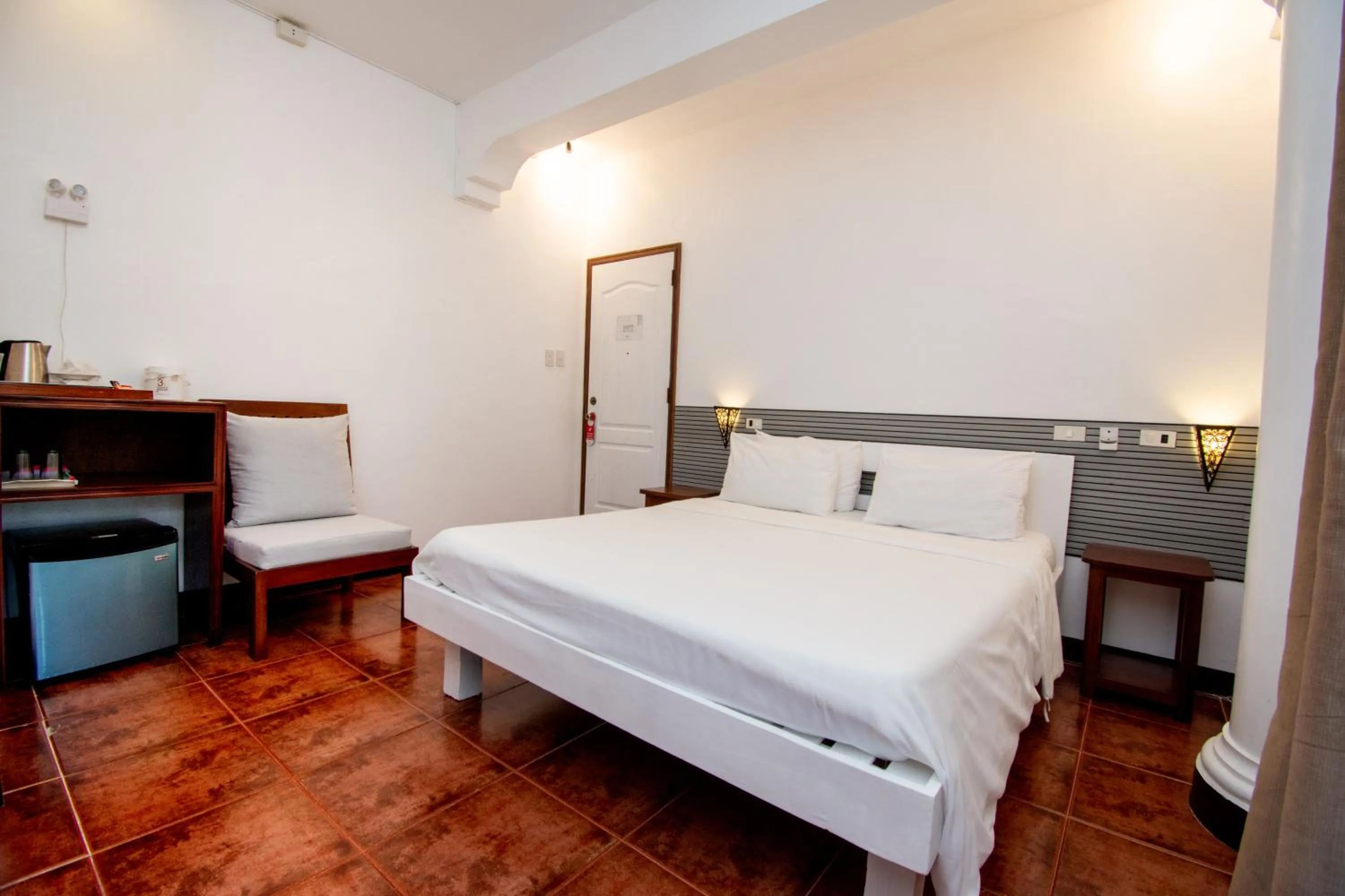 Bed in Lanterna Hotel Boracay