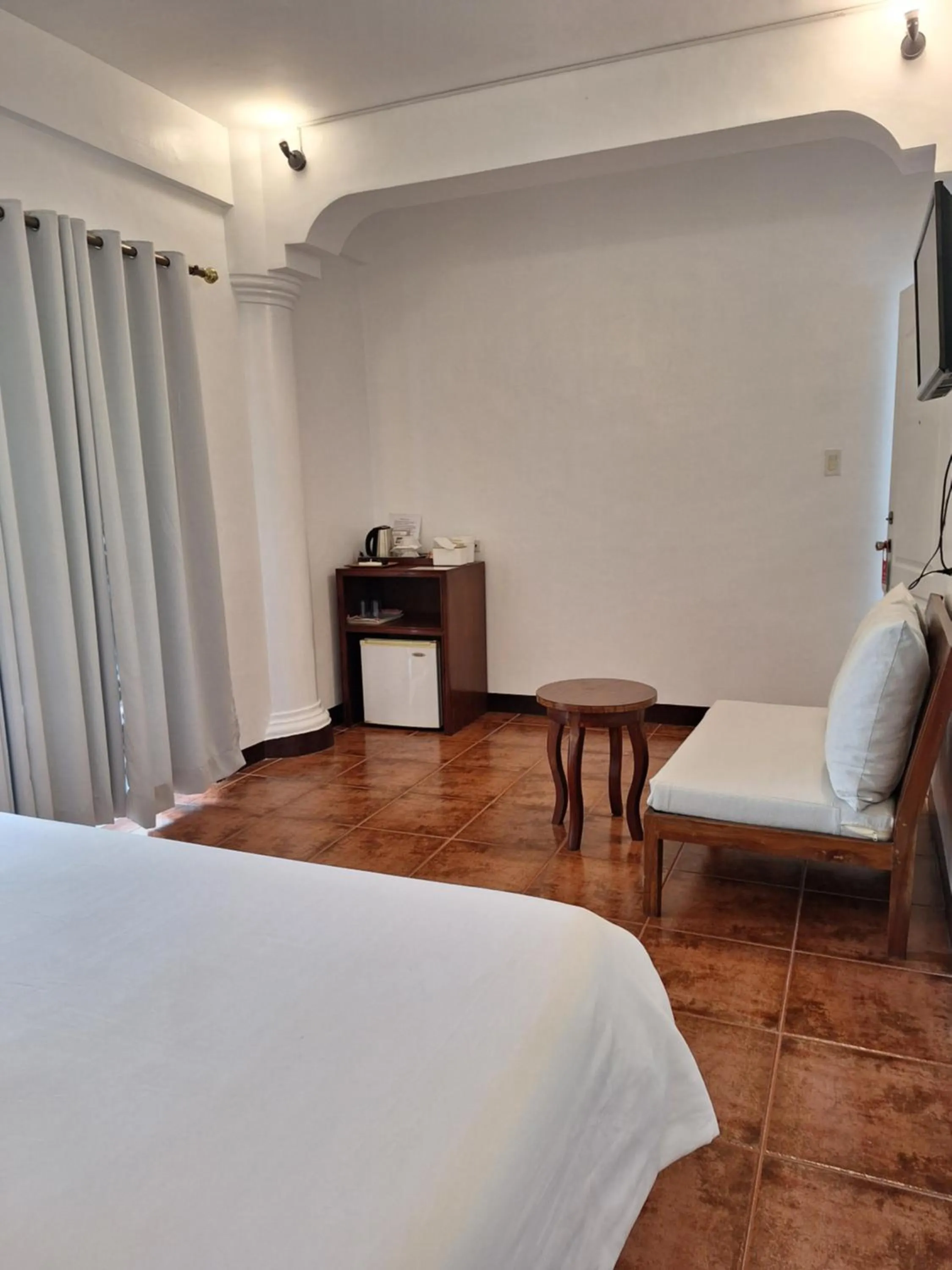 Bed in Lanterna Hotel Boracay