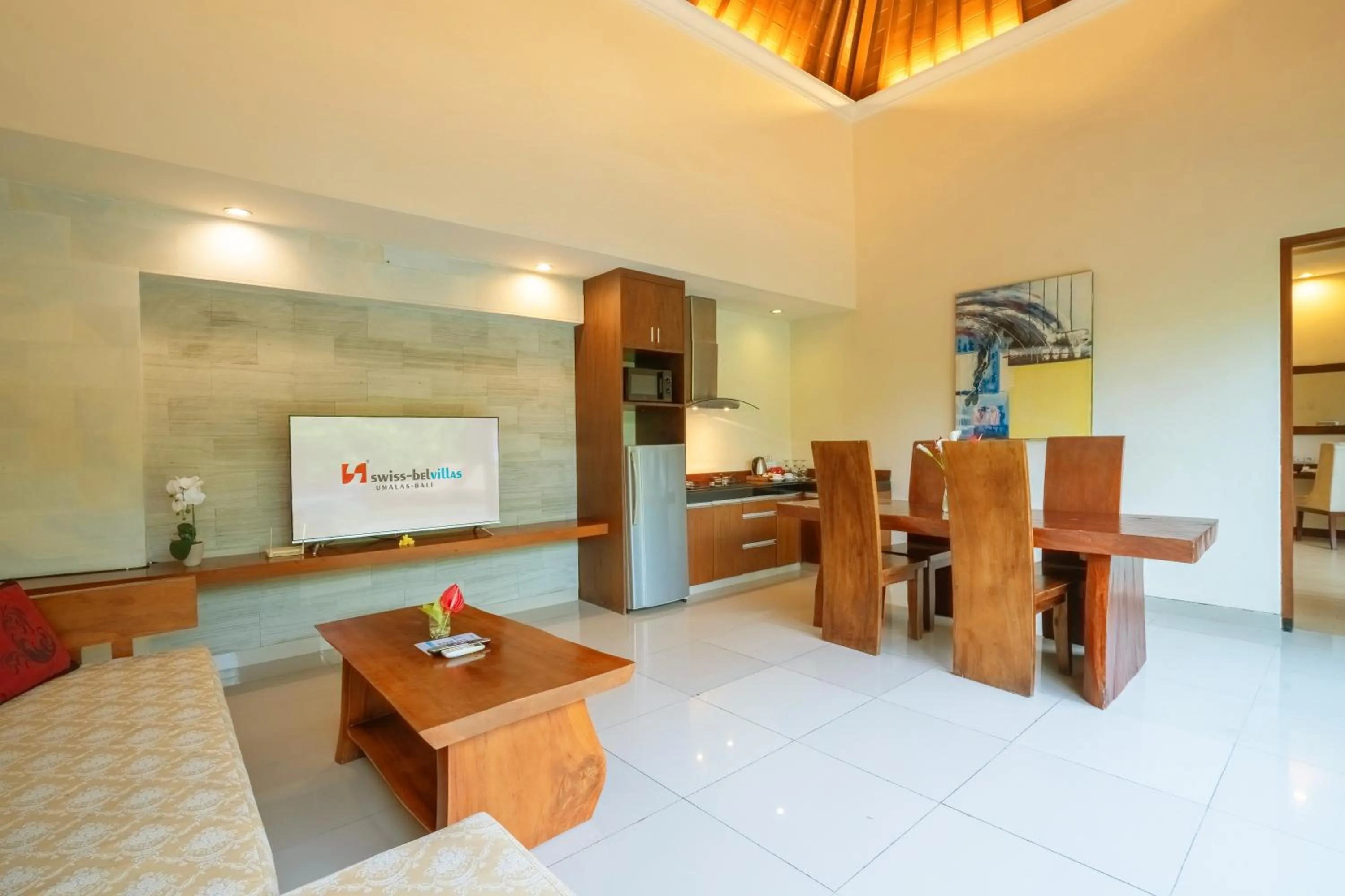 Kitchen or kitchenette in Swiss-Belvillas Umalas