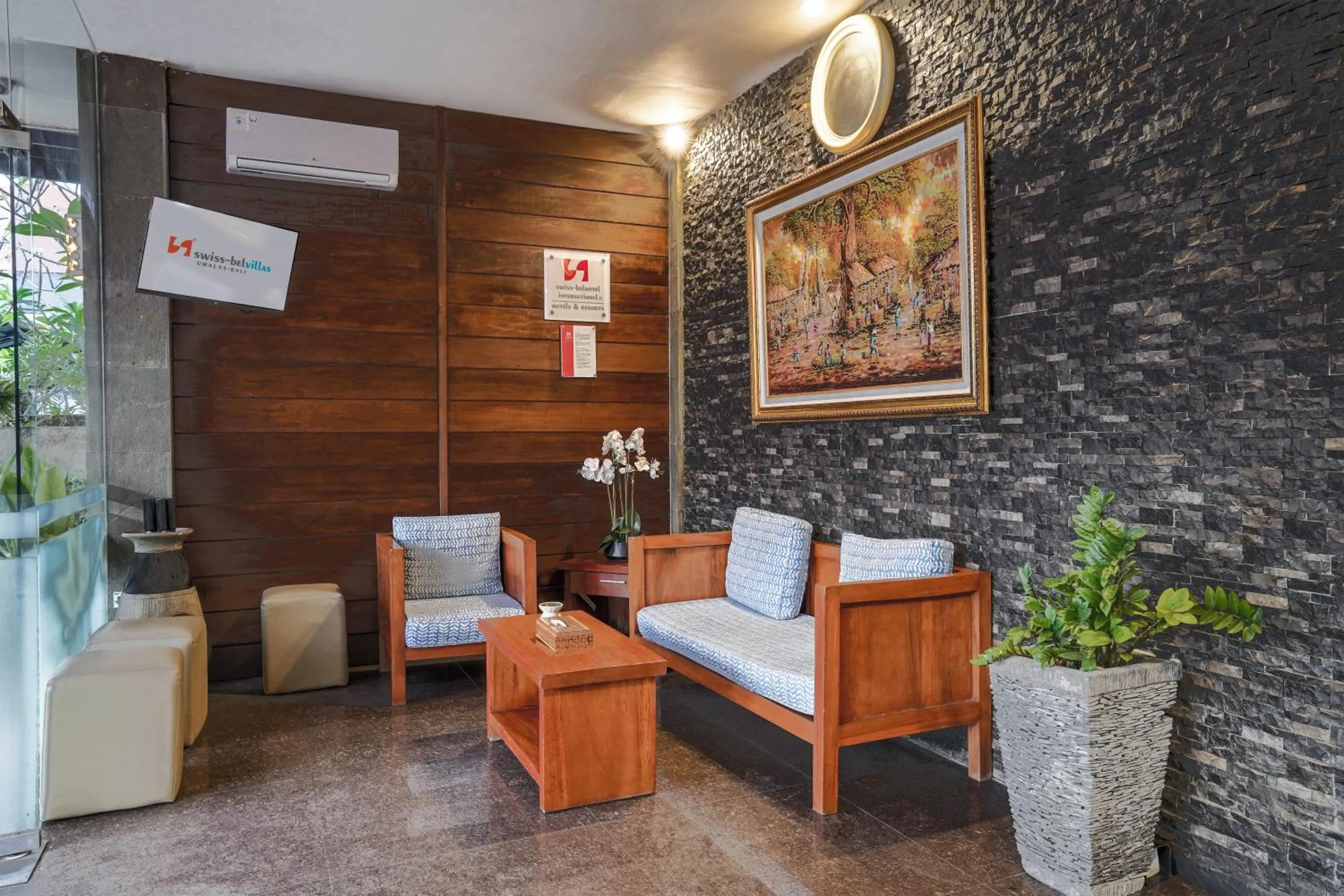 Lobby or reception in Swiss-Belvillas Umalas