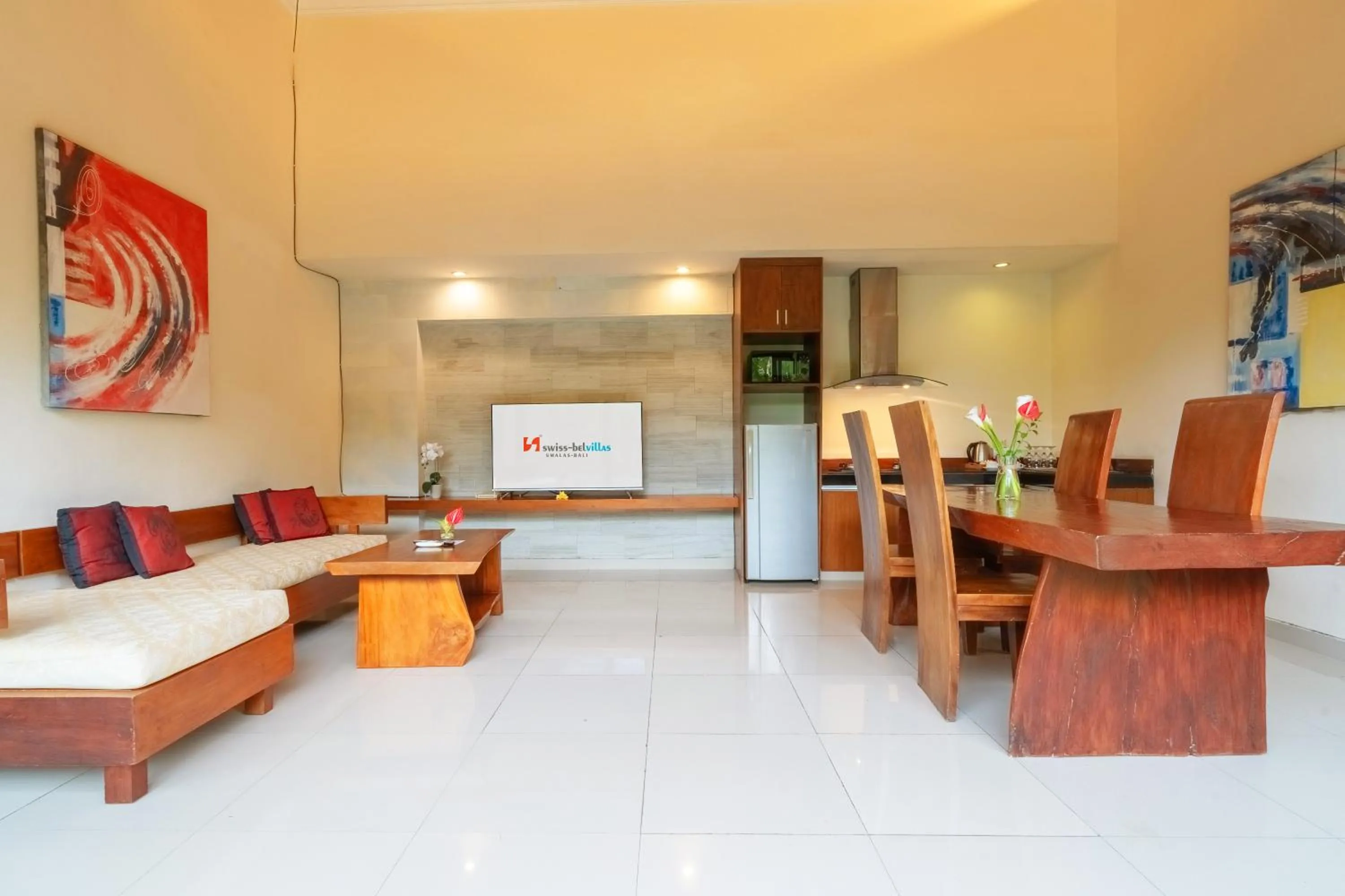 TV and multimedia in Swiss-Belvillas Umalas