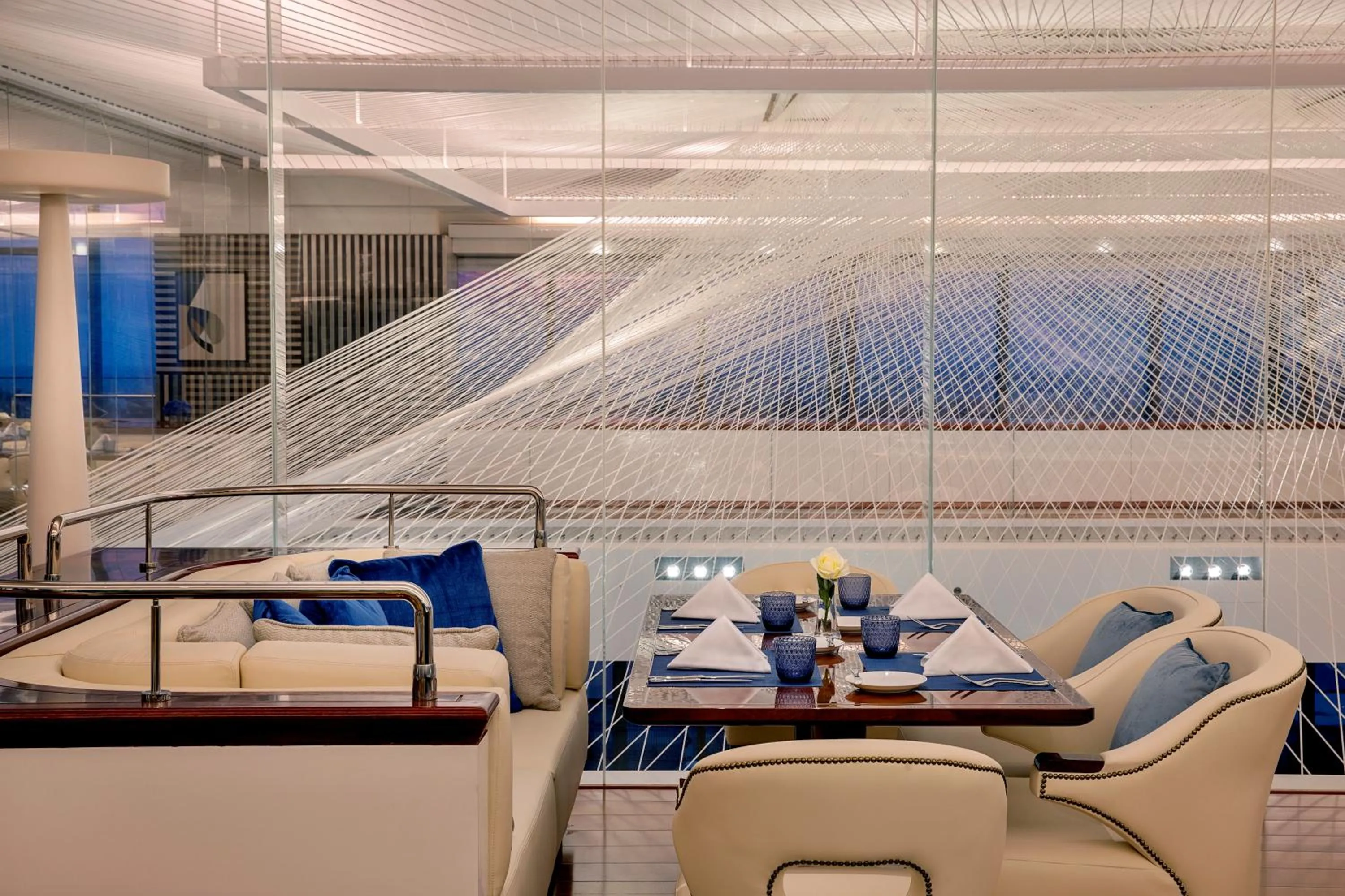 Restaurant/places to eat in Shangri-La Jeddah