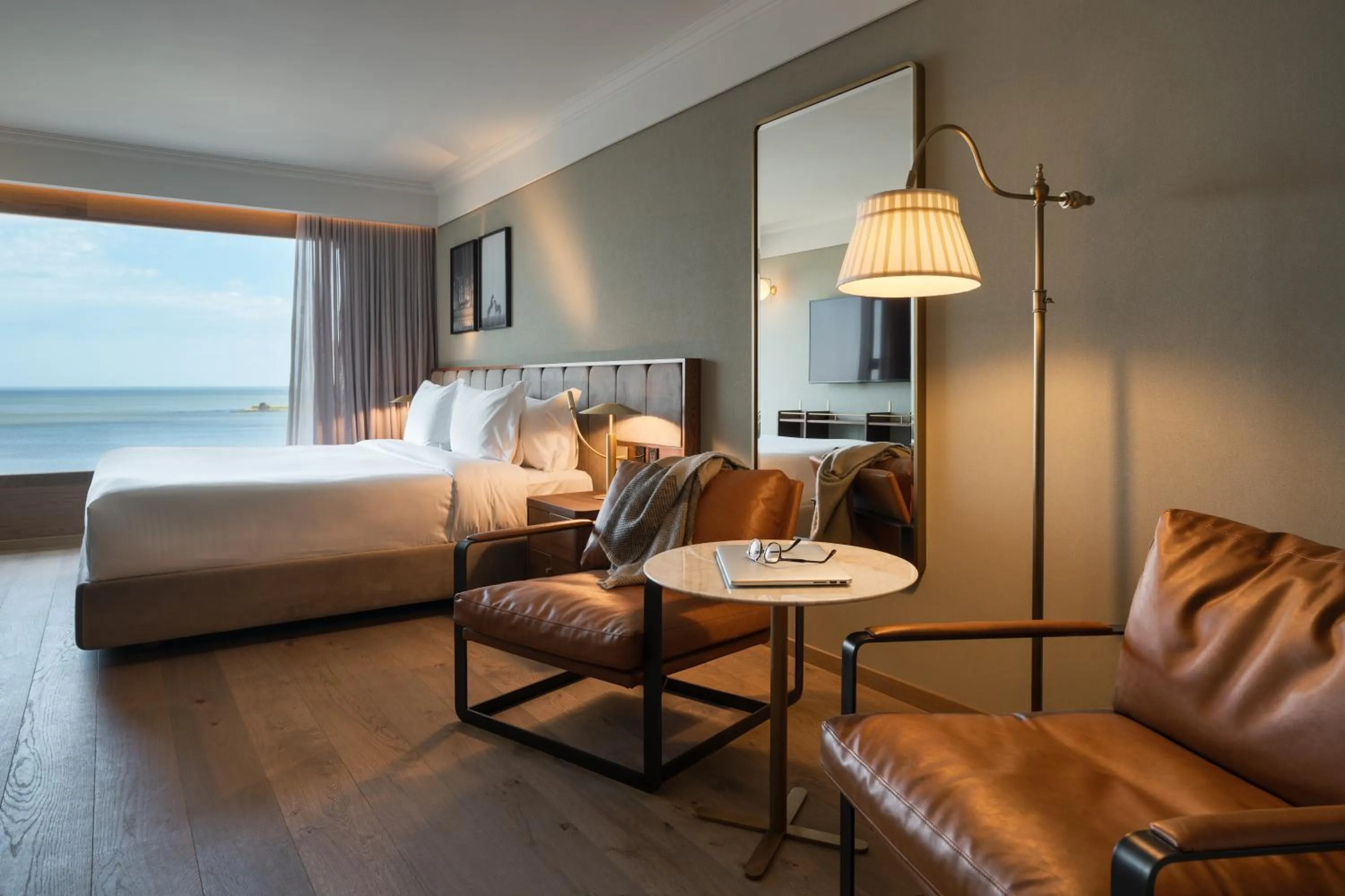 Photo of the whole room, Bed in Costanero Hotel Montevideo - MGallery Collection