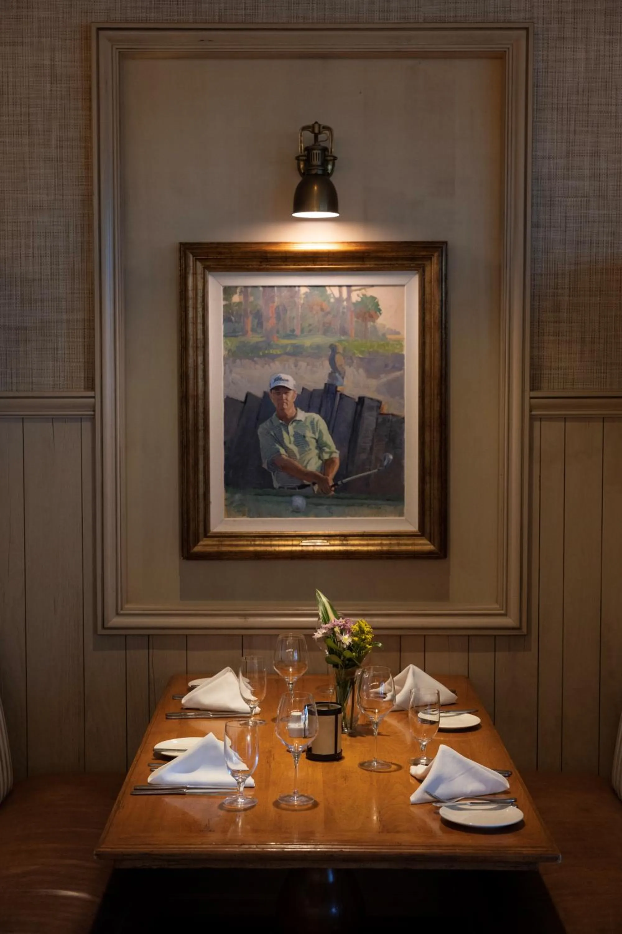 Restaurant/places to eat in Inn and Club at Harbour Town