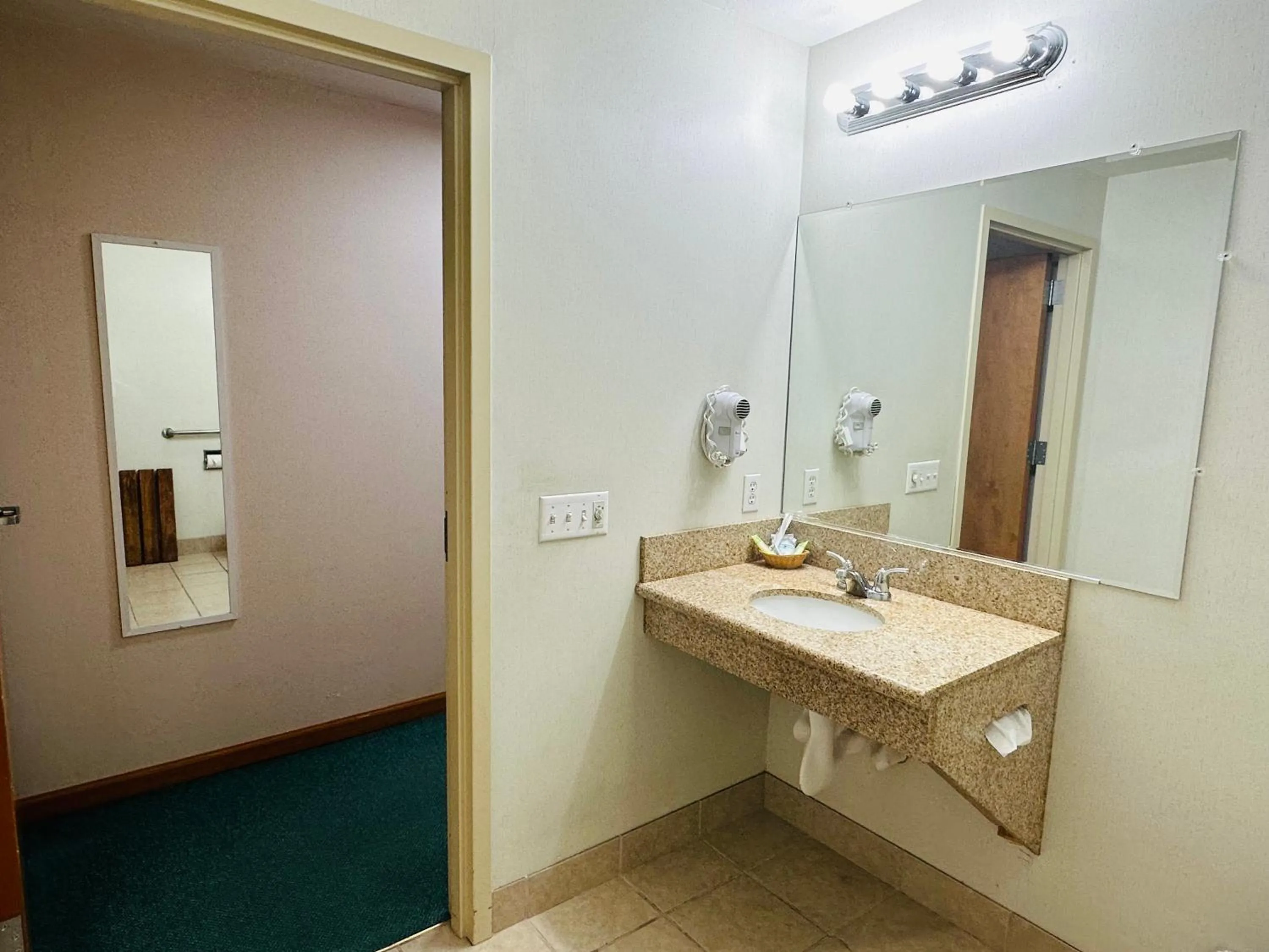 Bathroom in Timberland Inn & Suites