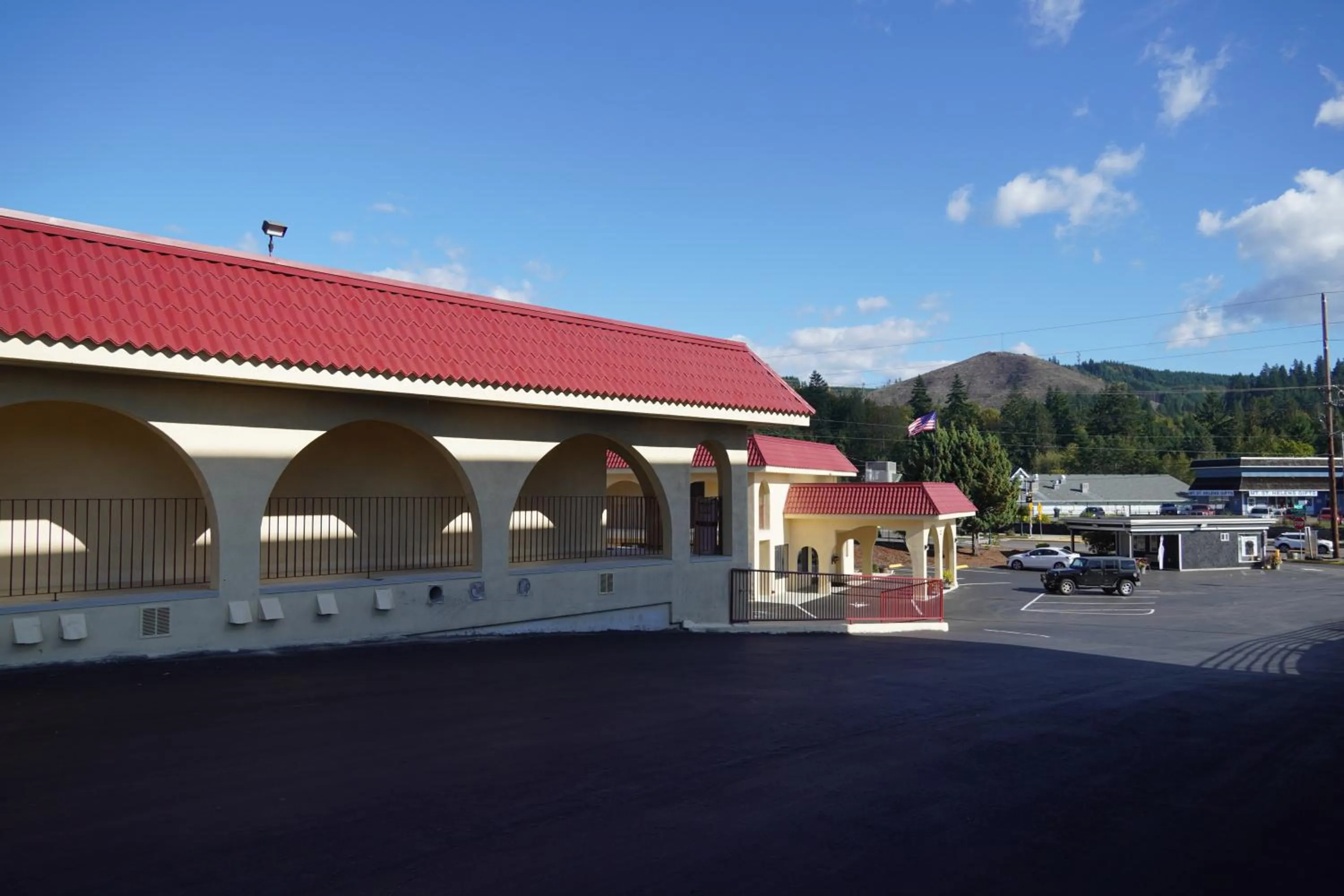 Property building in Timberland Inn & Suites