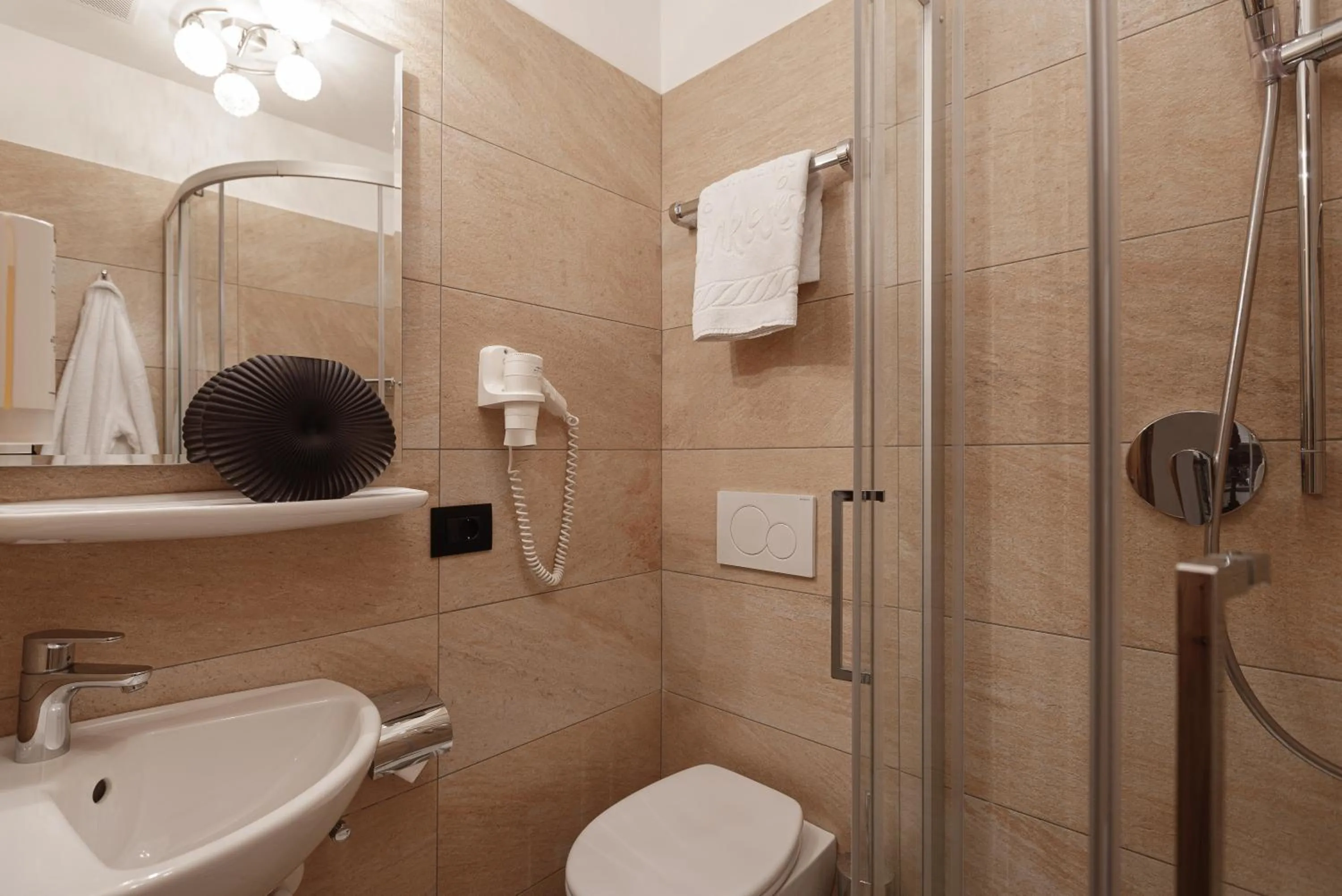 Shower in Chalet Winklwiese