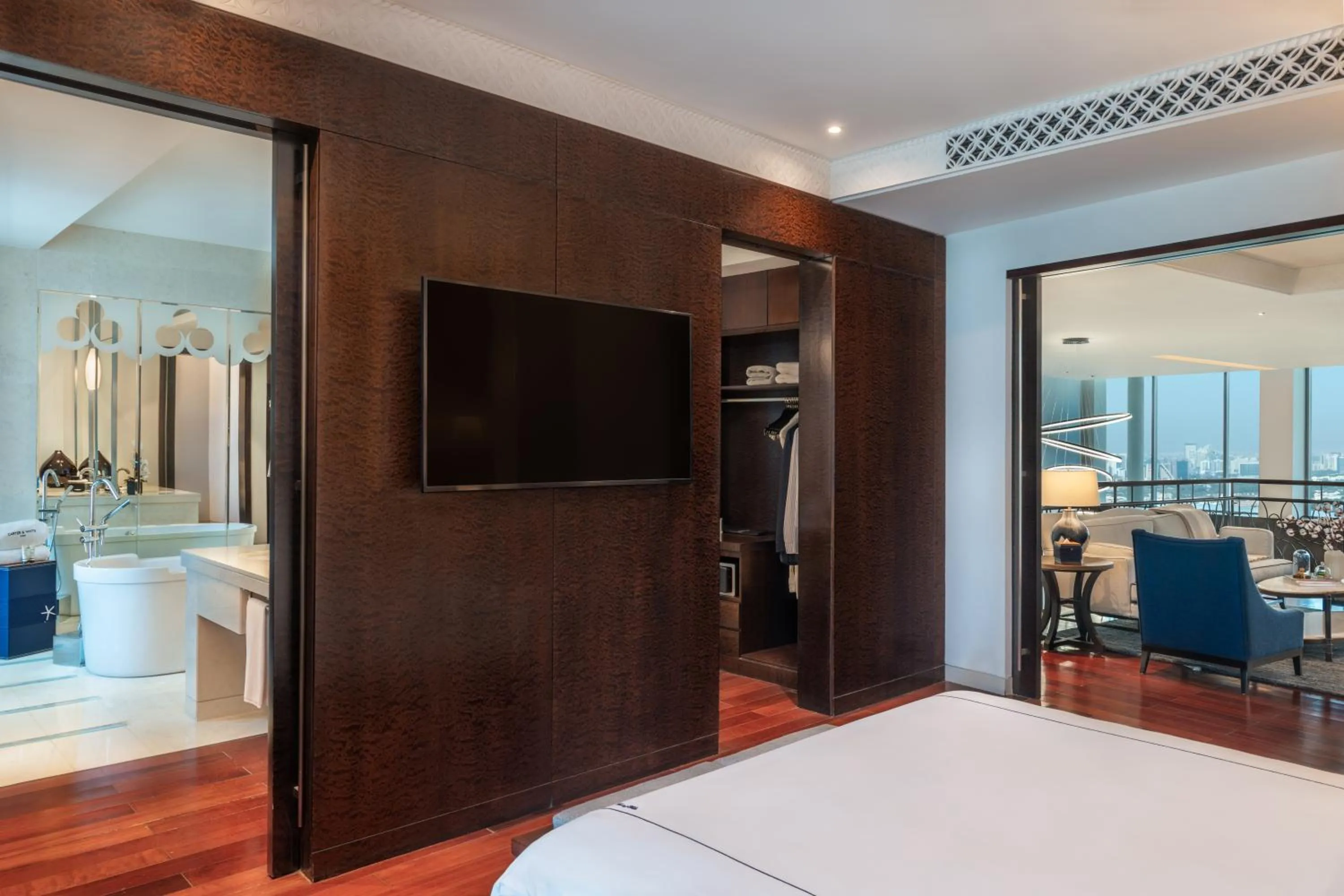 Bedroom, Bed in The H Dubai