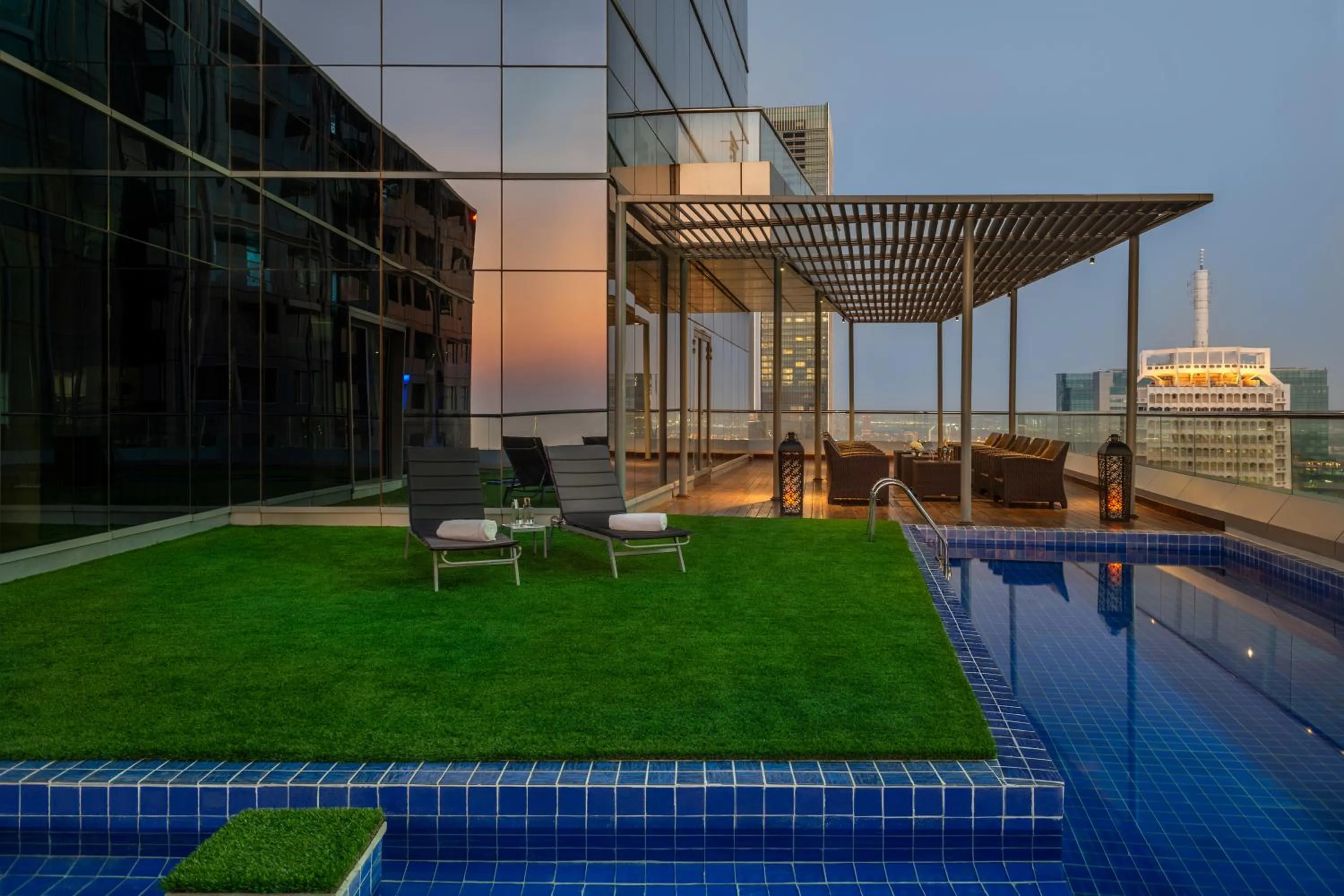 Swimming pool in The H Dubai