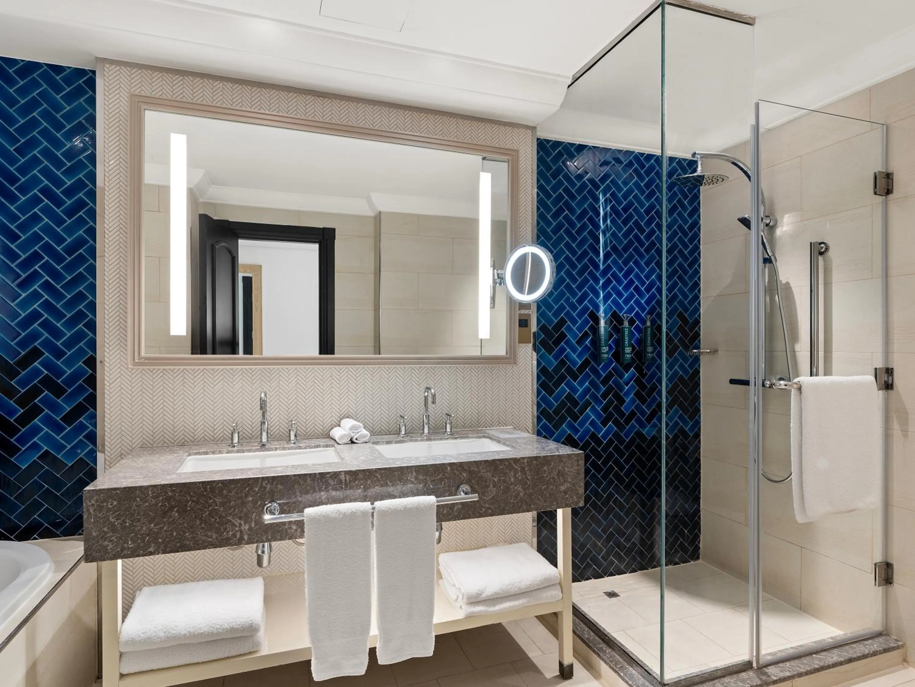 Shower in Hilton Ras Al Khaimah Beach Resort
