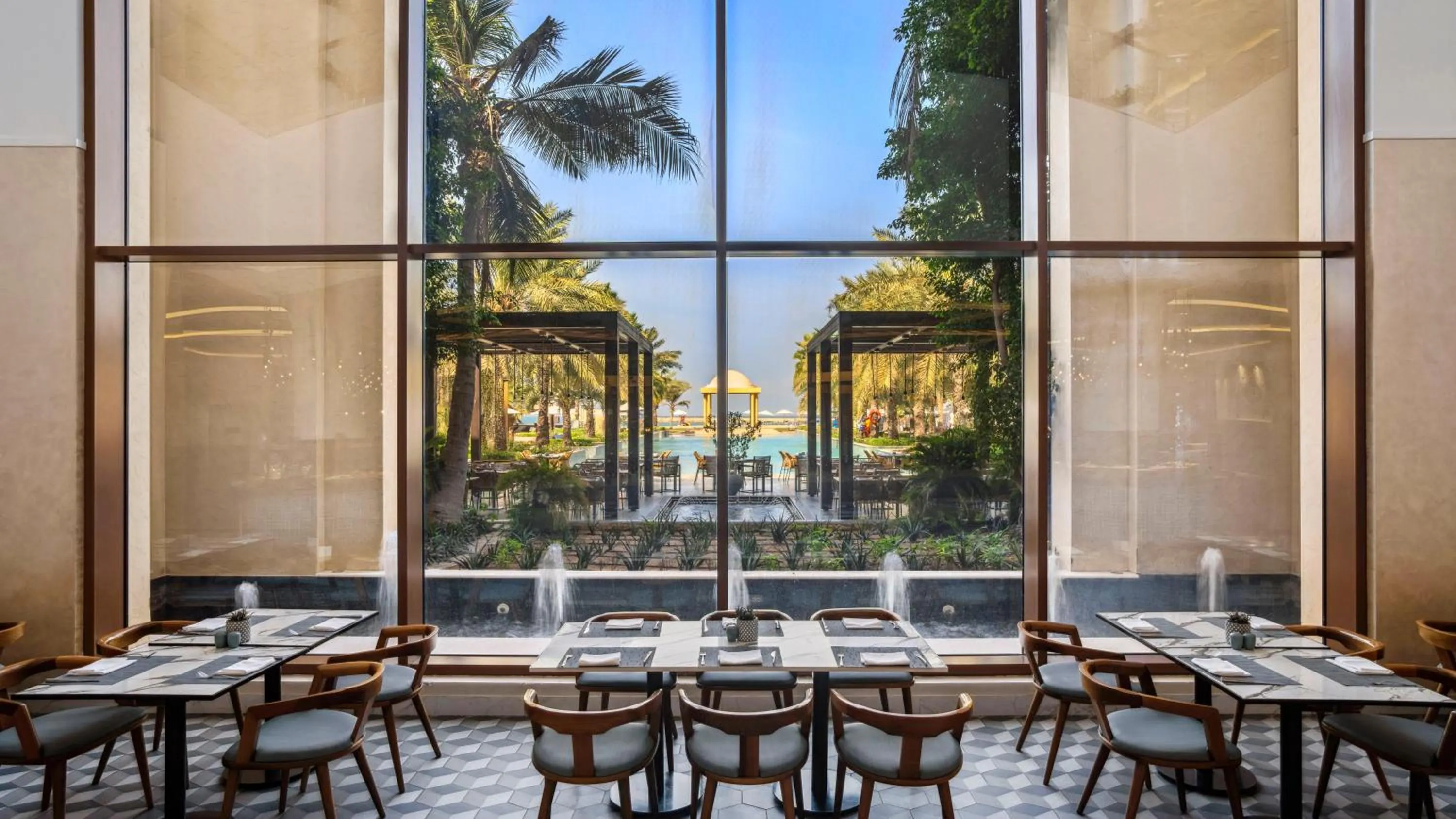 Restaurant/places to eat in Hilton Ras Al Khaimah Beach Resort
