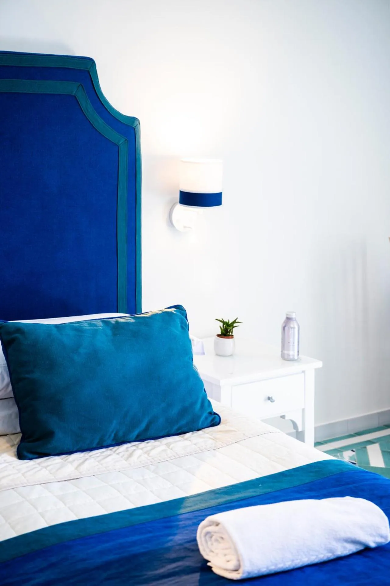 Bed in Albergo California