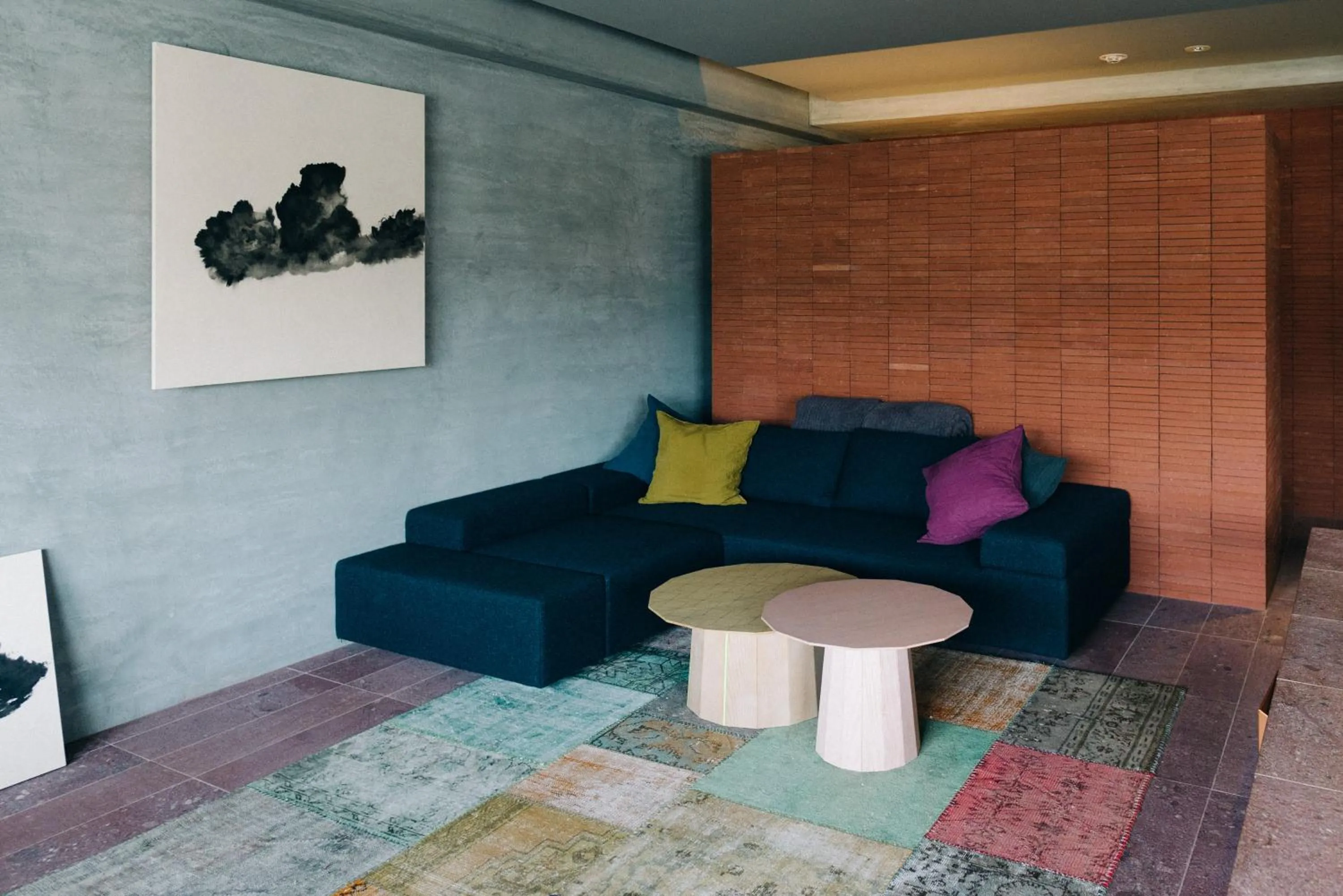 Photo of the whole room in Bijuu