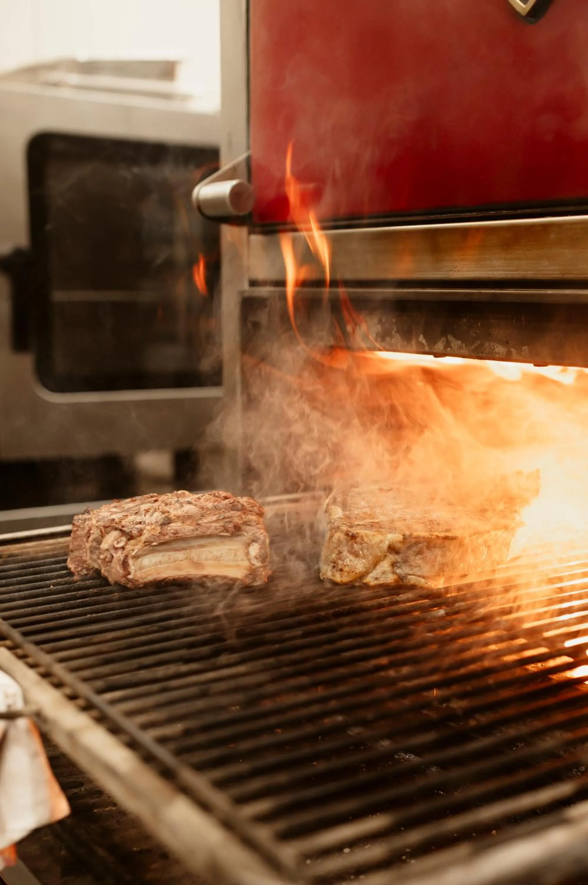 Restaurant/places to eat in Hotel Dali Val d'Europe, Tapestry Collection by Hilton