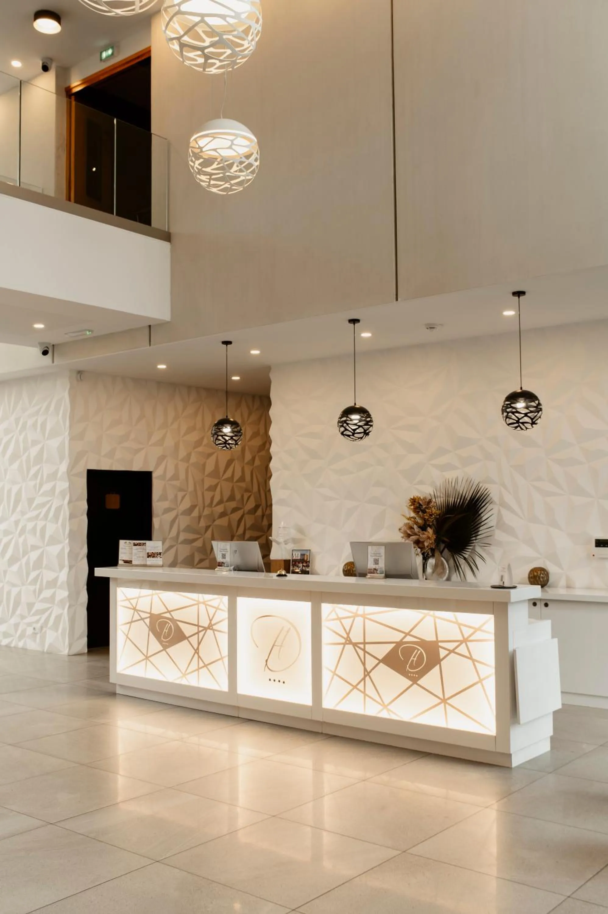 Lobby or reception in Hotel Dali Val d'Europe, Tapestry Collection by Hilton