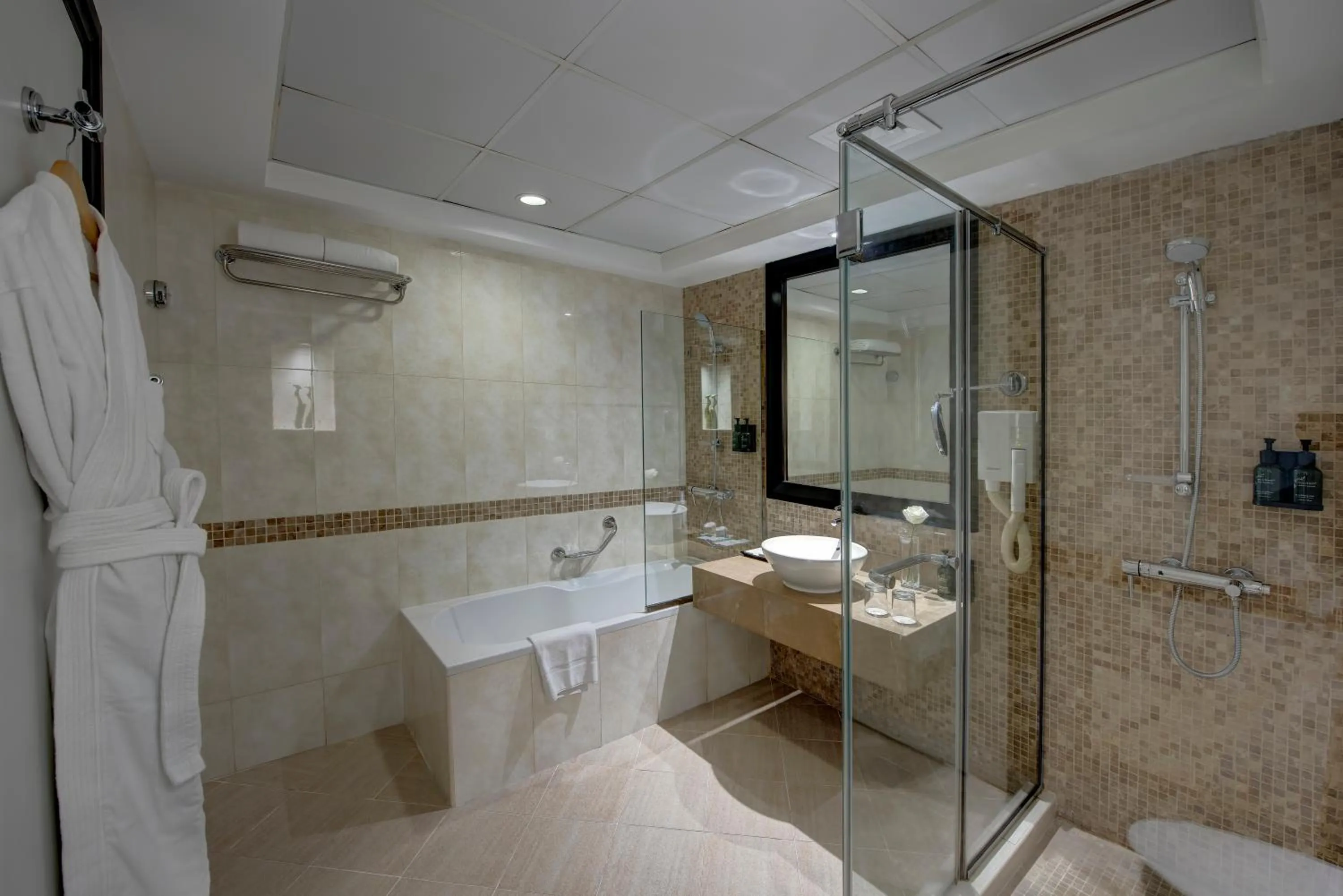 Bathroom in Grandeur Hotel Al Barsha