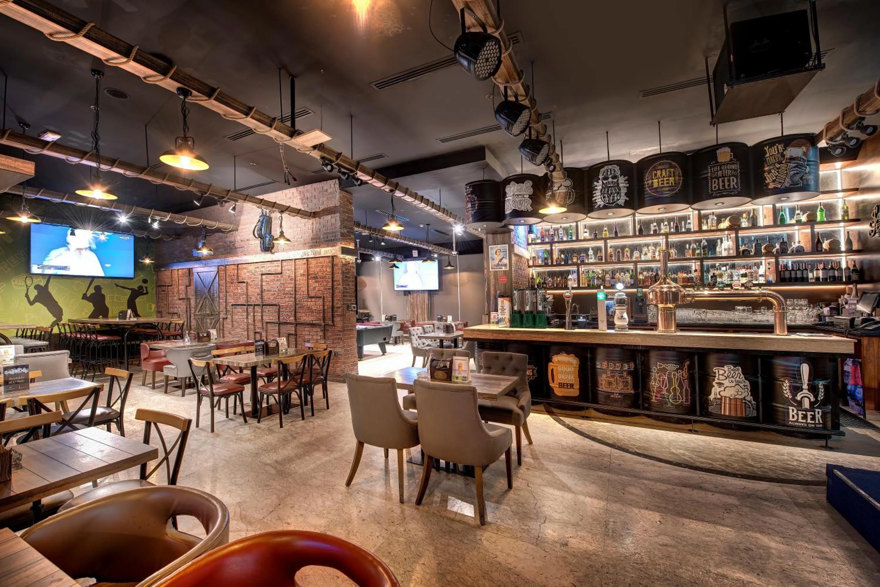 Lounge or bar in Grandeur Hotel Al Barsha