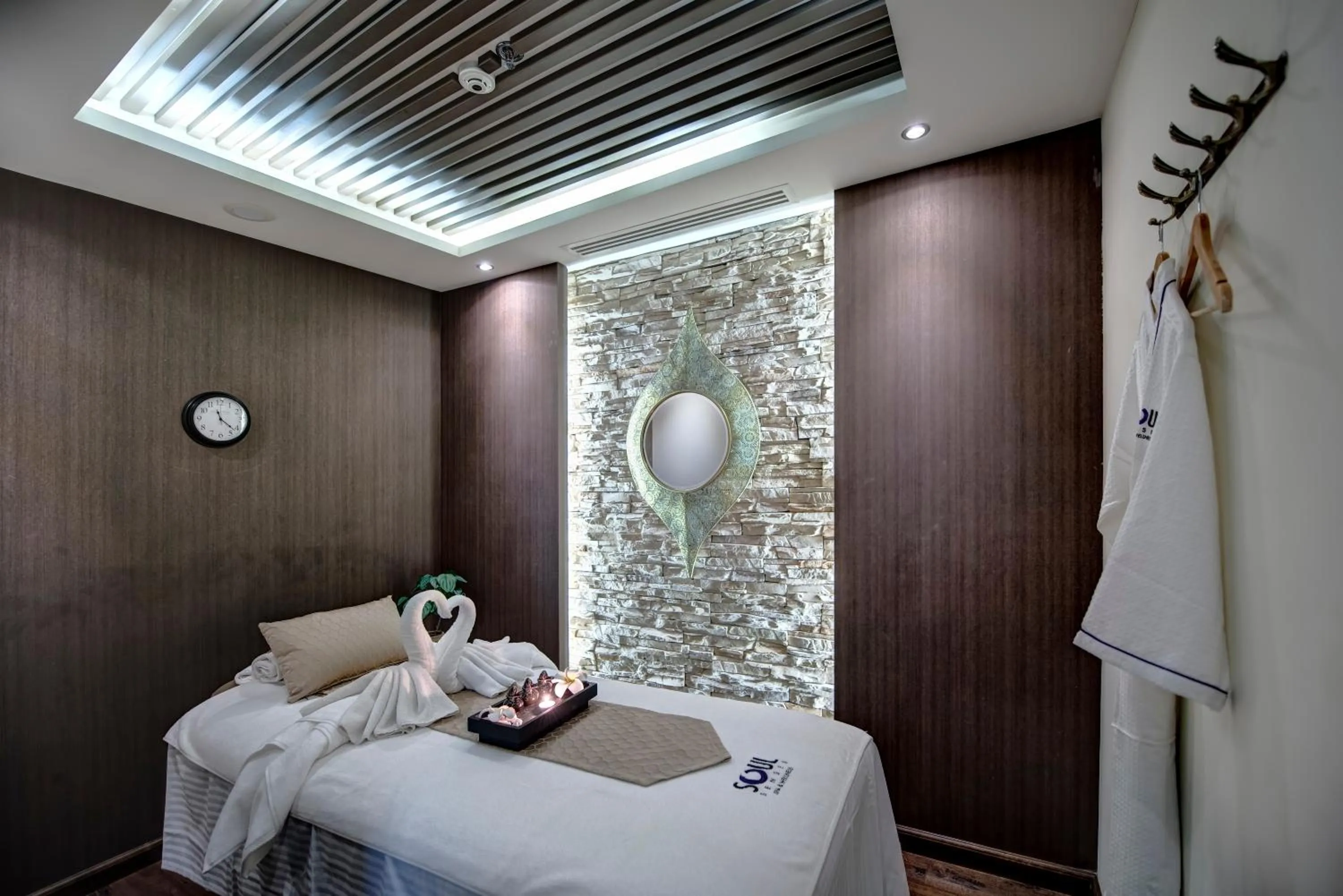 Spa and wellness centre/facilities, Bed in Grandeur Hotel Al Barsha