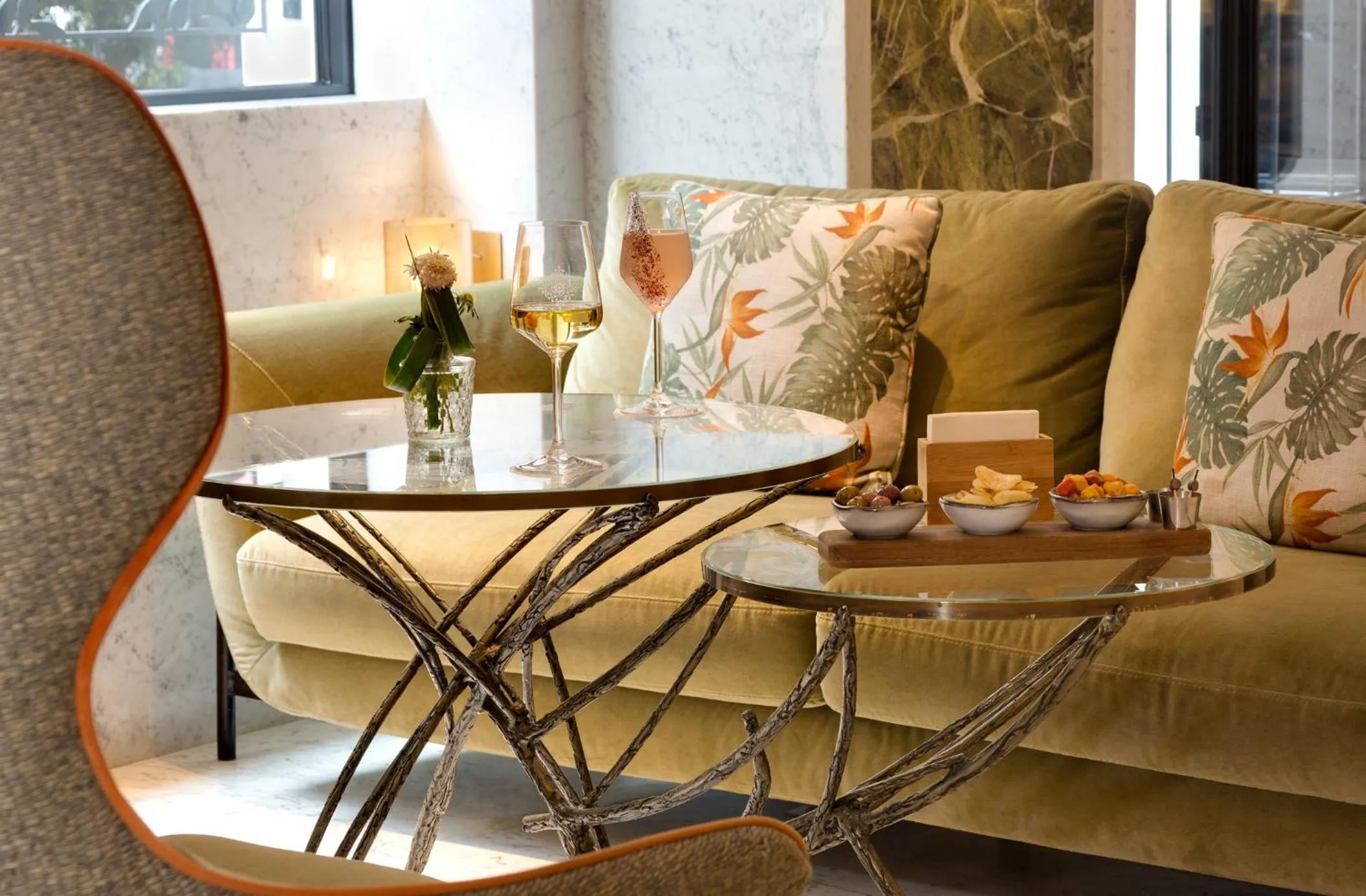 Lounge or bar in La Demeure Montaigne