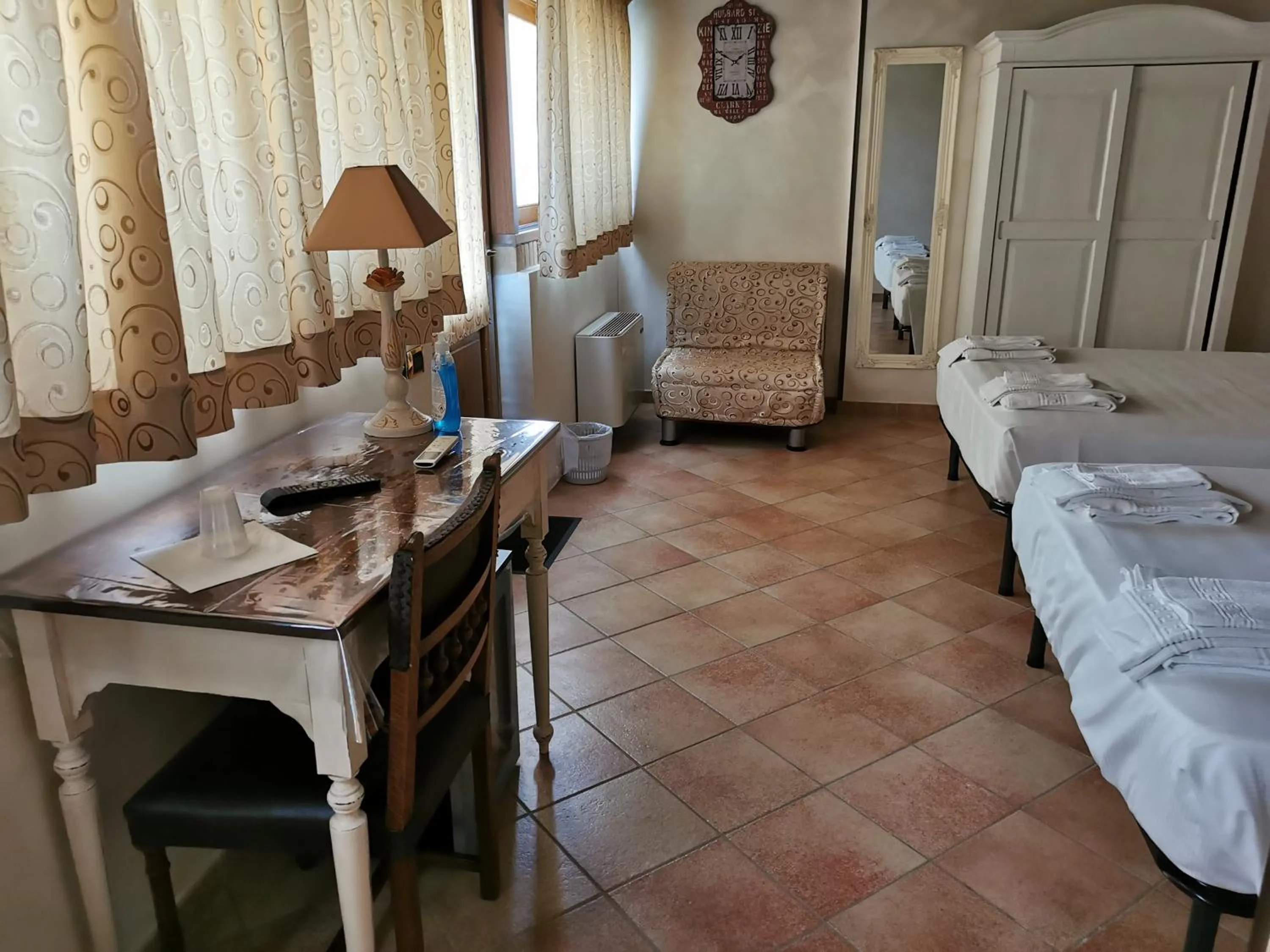 Bedroom, Bed in B&B oasi di mamma clara