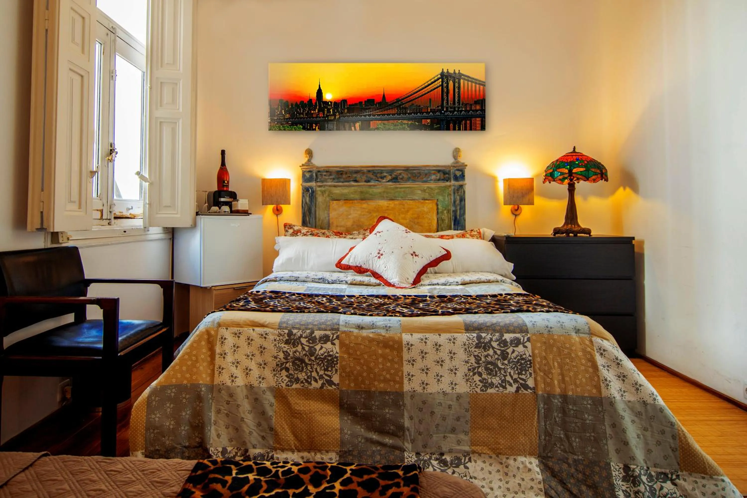 Bed in FUENCARRAL BARCELO Apartaments PARKING TPH