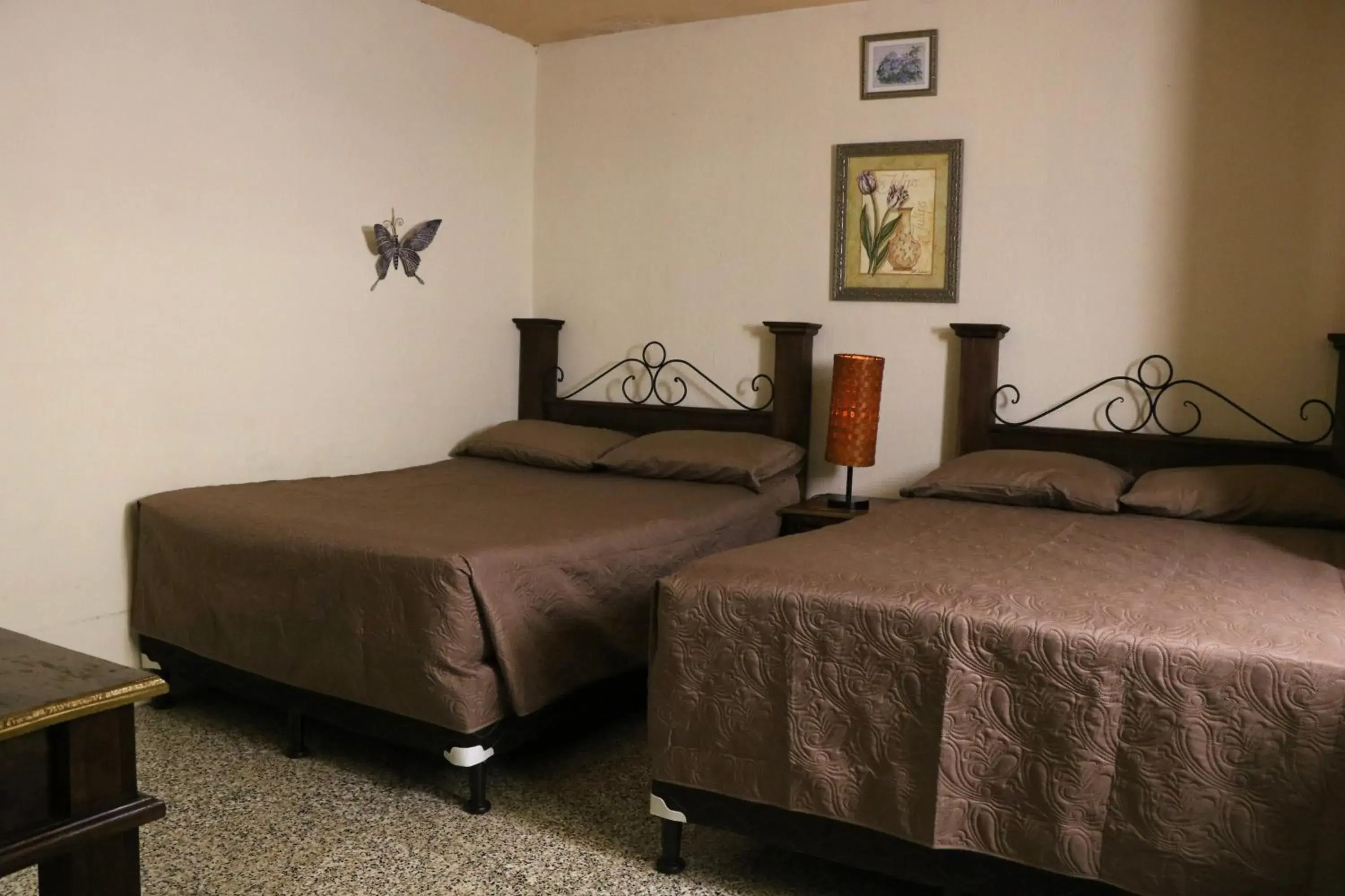 Standard Double Room with Shared Bathroom in Hostal Los Volcanes Standard Double Room with Shared Bathroom in Hostal Los Volcanes